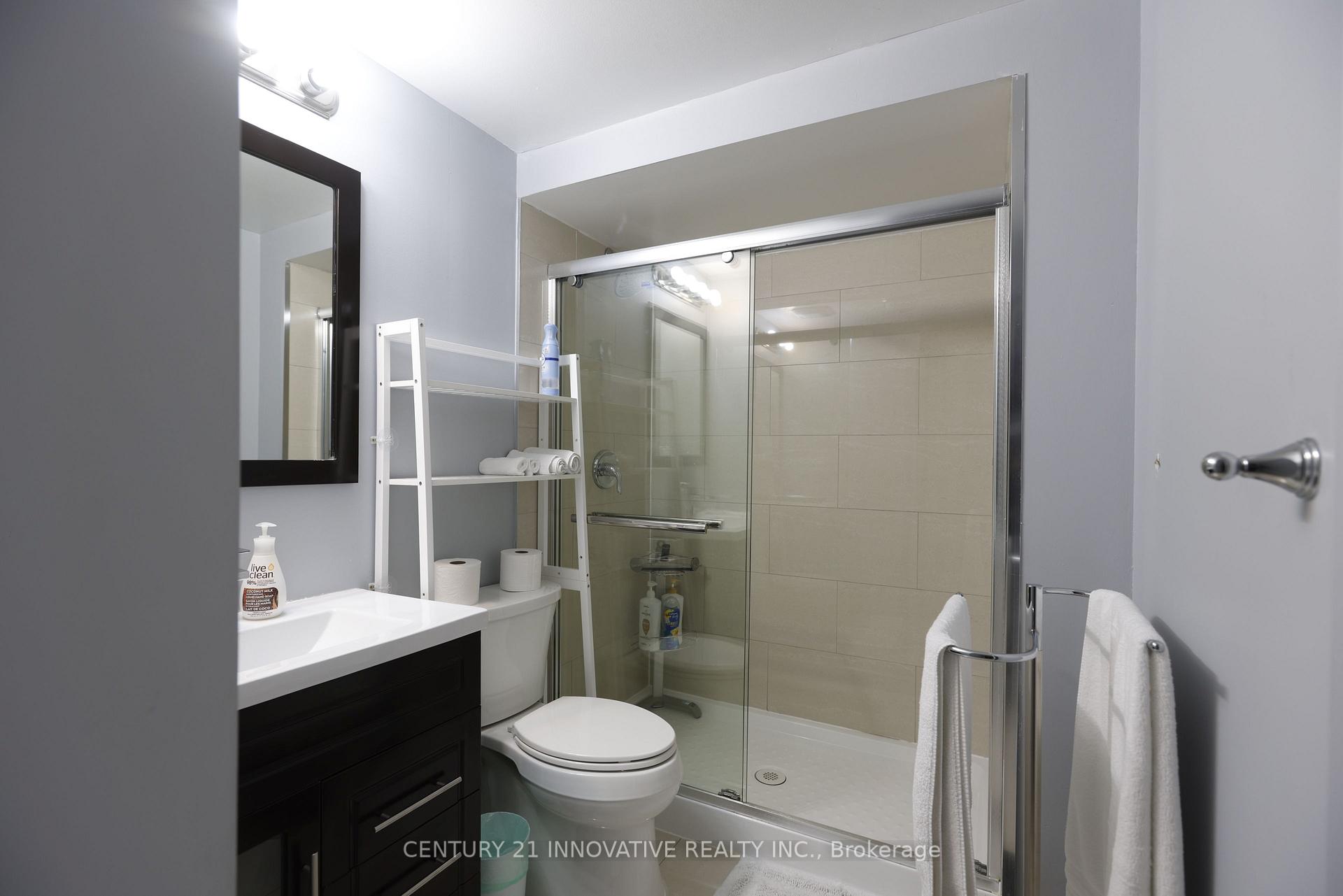 Photo 16 of 31 Dunnet Street, Markham, Milliken Mills East — HOMEH