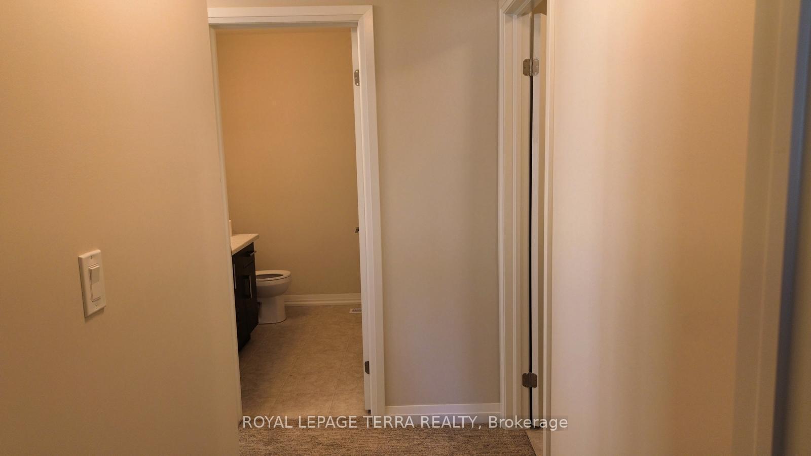 Photo 21 of 32 Samuel Avenue, Pelham, Fonthill — HOMEH