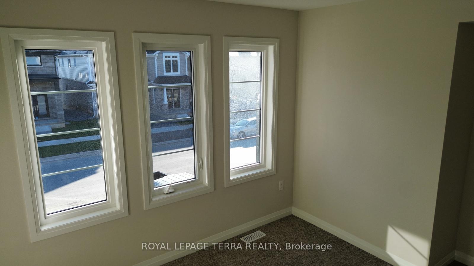 Photo 22 of 32 Samuel Avenue, Pelham, Fonthill — HOMEH