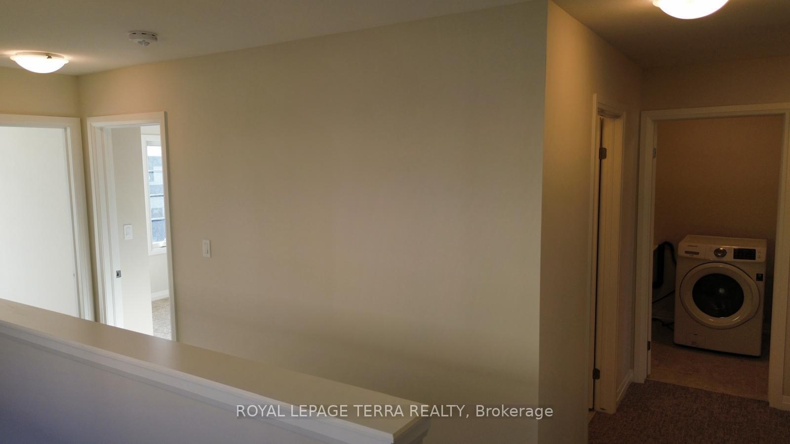 Photo 29 of 32 Samuel Avenue, Pelham, Fonthill — HOMEH