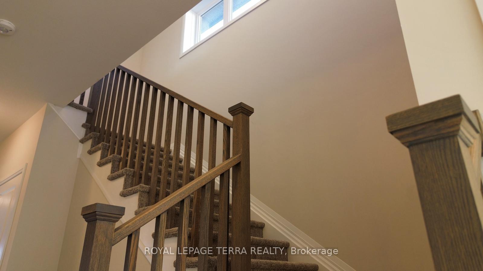 Photo 35 of 32 Samuel Avenue, Pelham, Fonthill — HOMEH