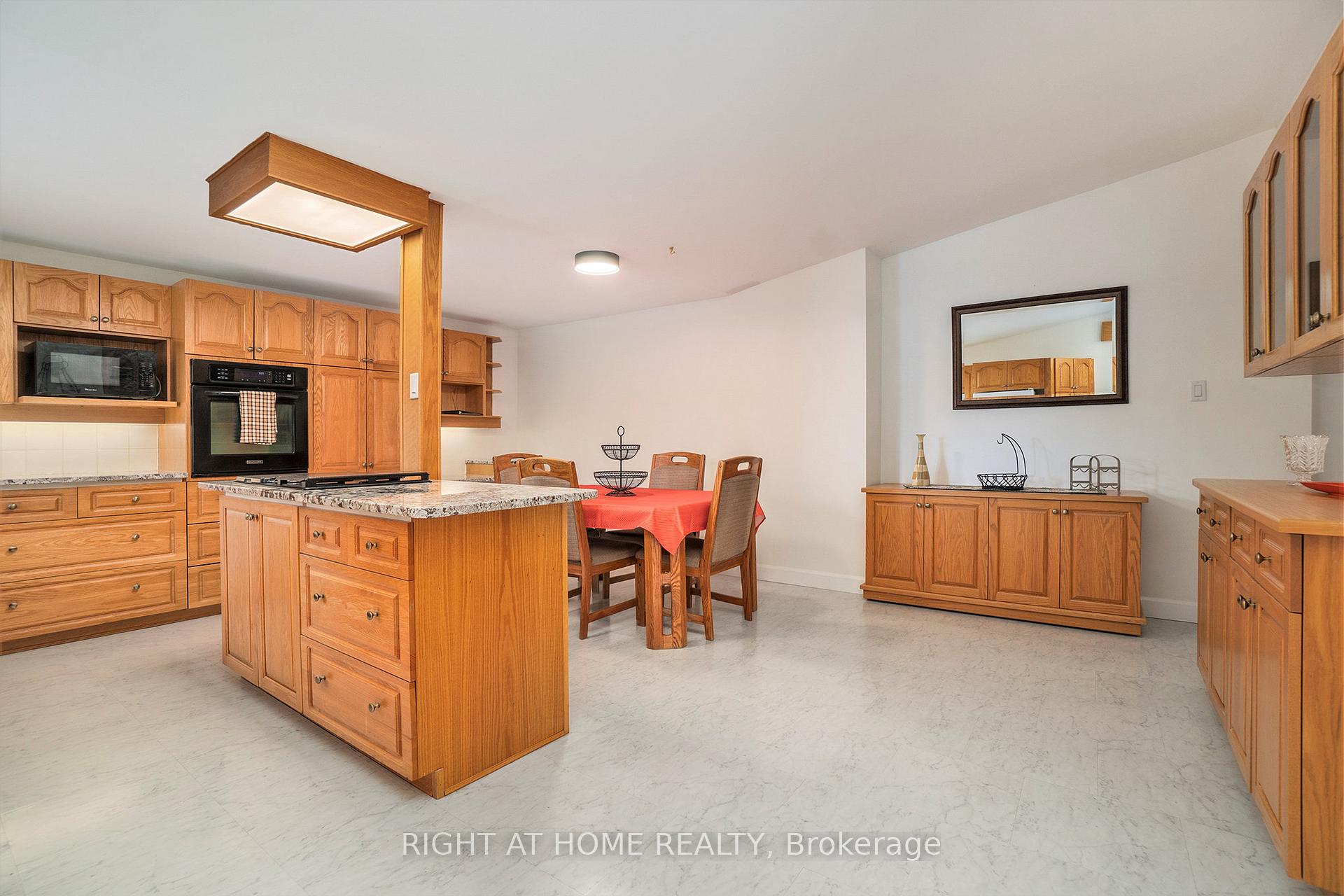 Photo 7 of 1391 Sault Street, Ottawa, Bilberry Creek/Queenswood Heights — HOMEH