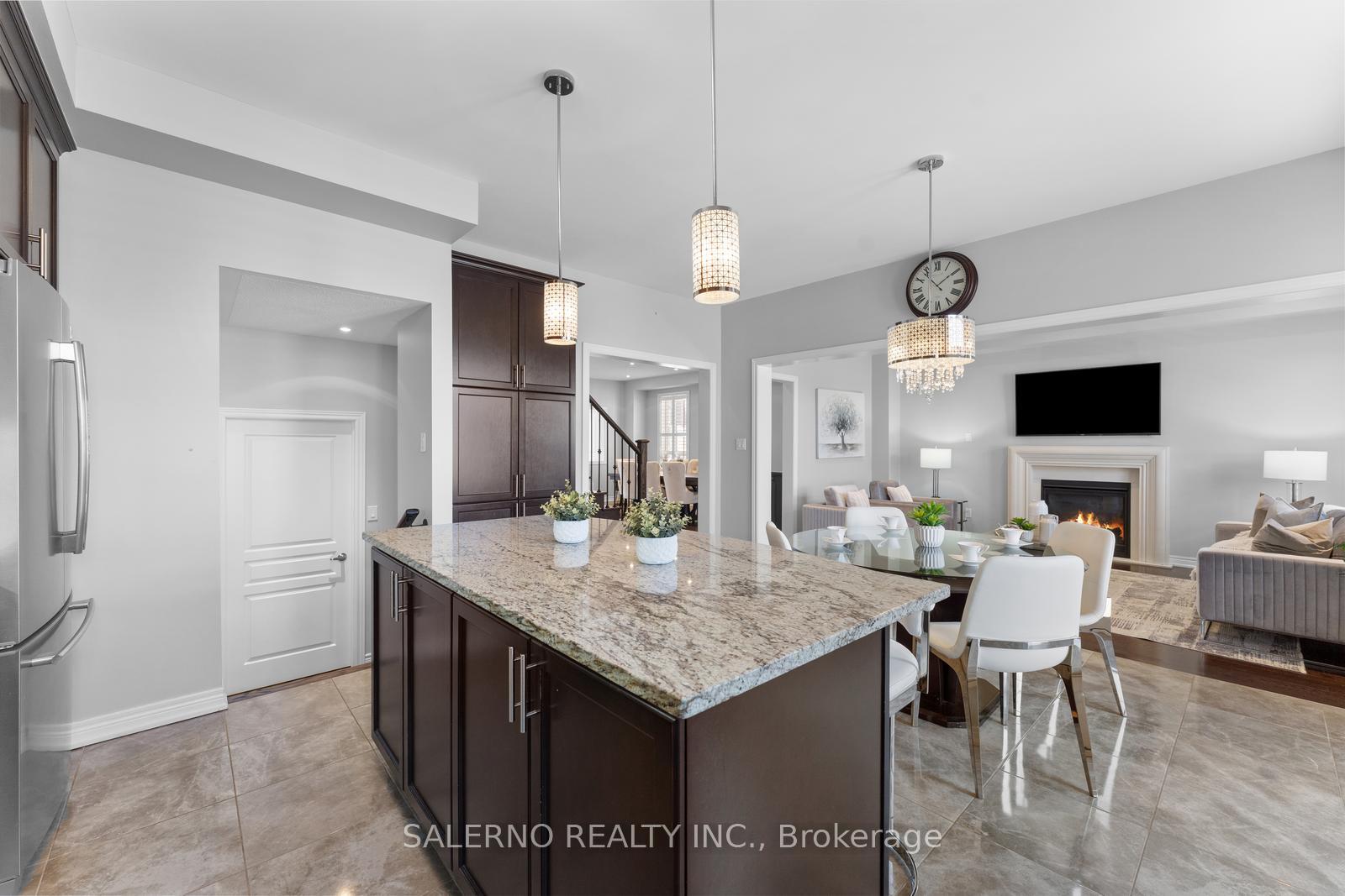 Photo 19 of 28 Watson Drive, New Tecumseth, Tottenham — HOMEH