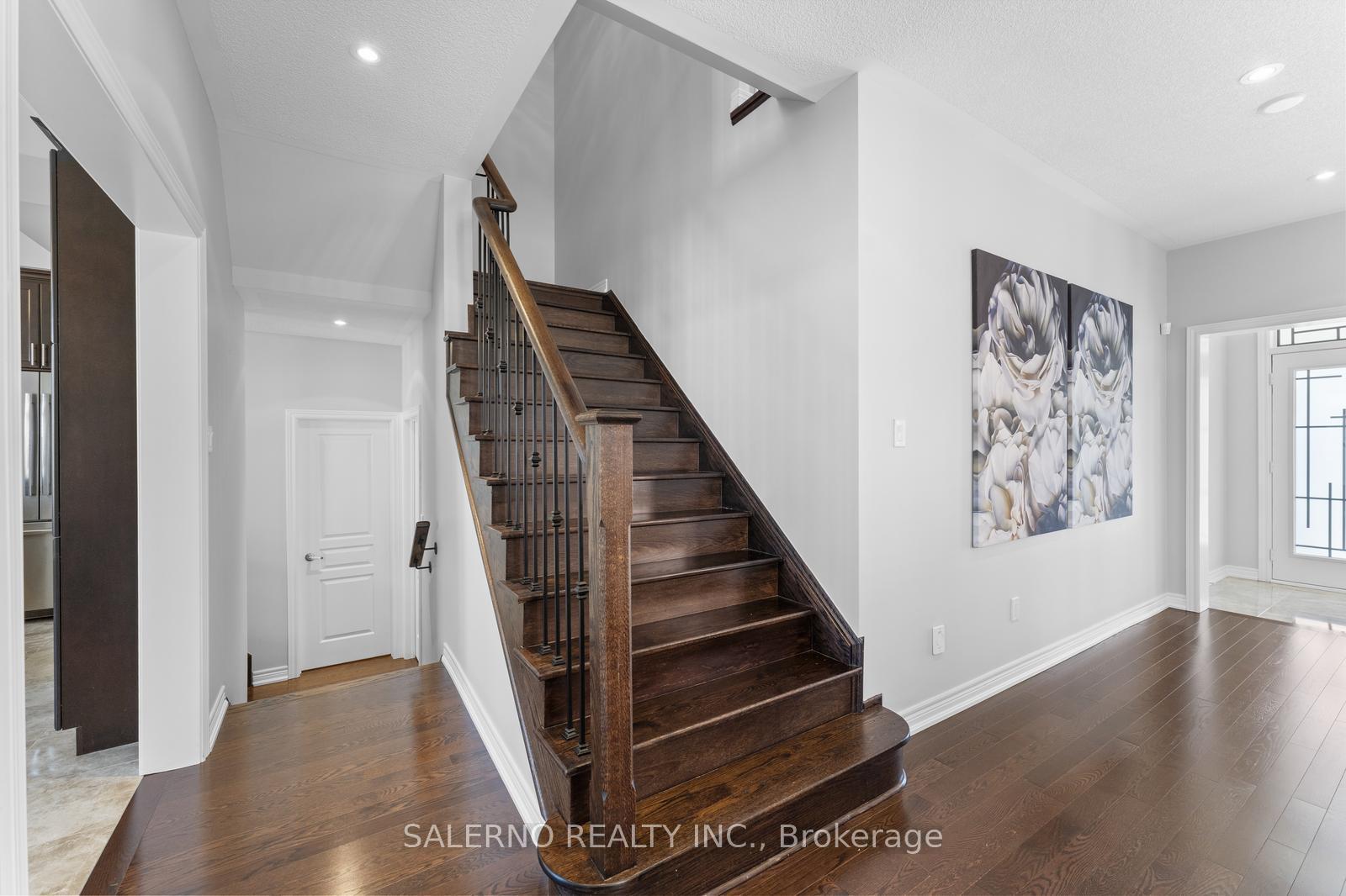 Photo 25 of 28 Watson Drive, New Tecumseth, Tottenham — HOMEH