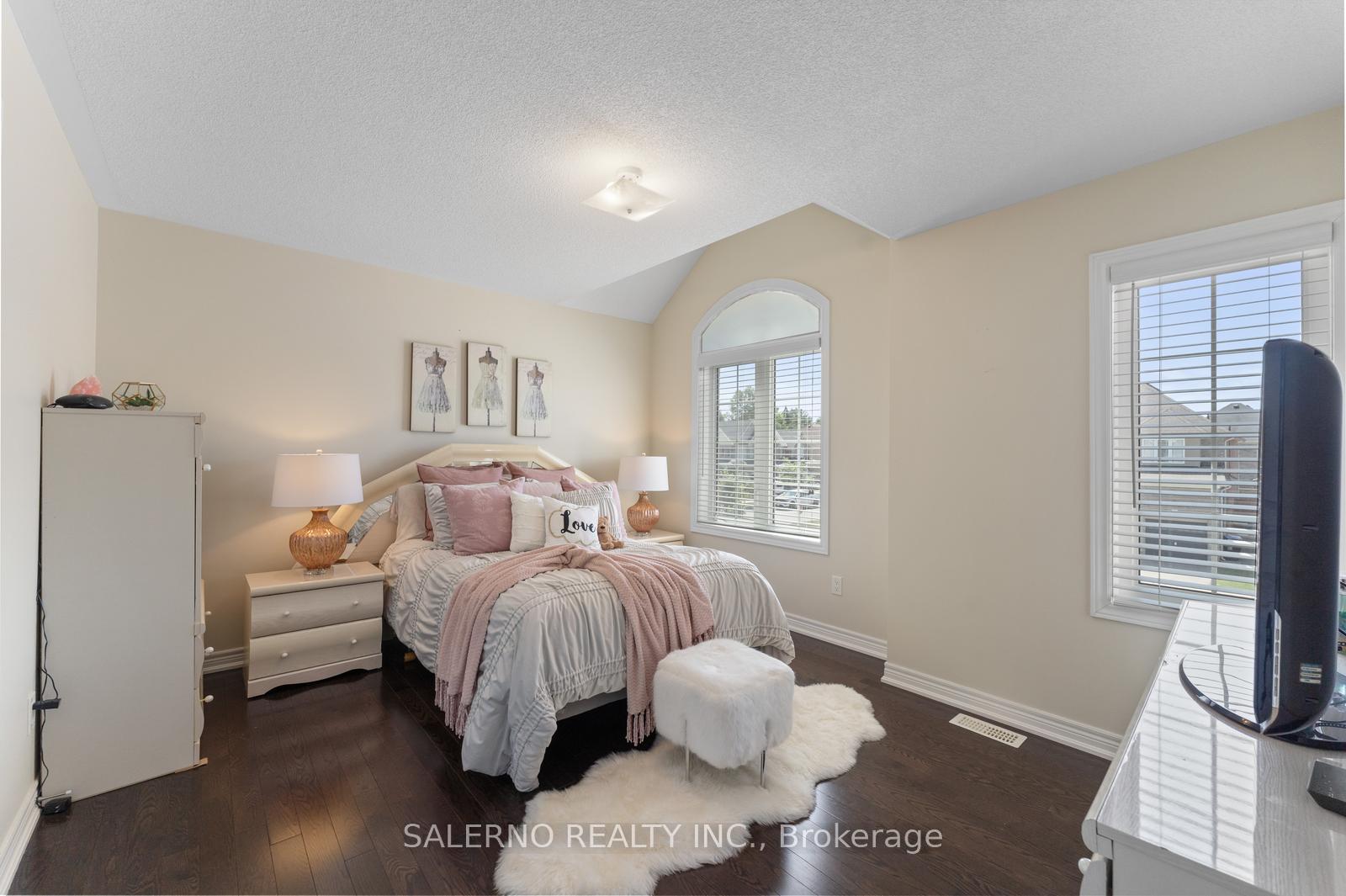 Photo 32 of 28 Watson Drive, New Tecumseth, Tottenham — HOMEH