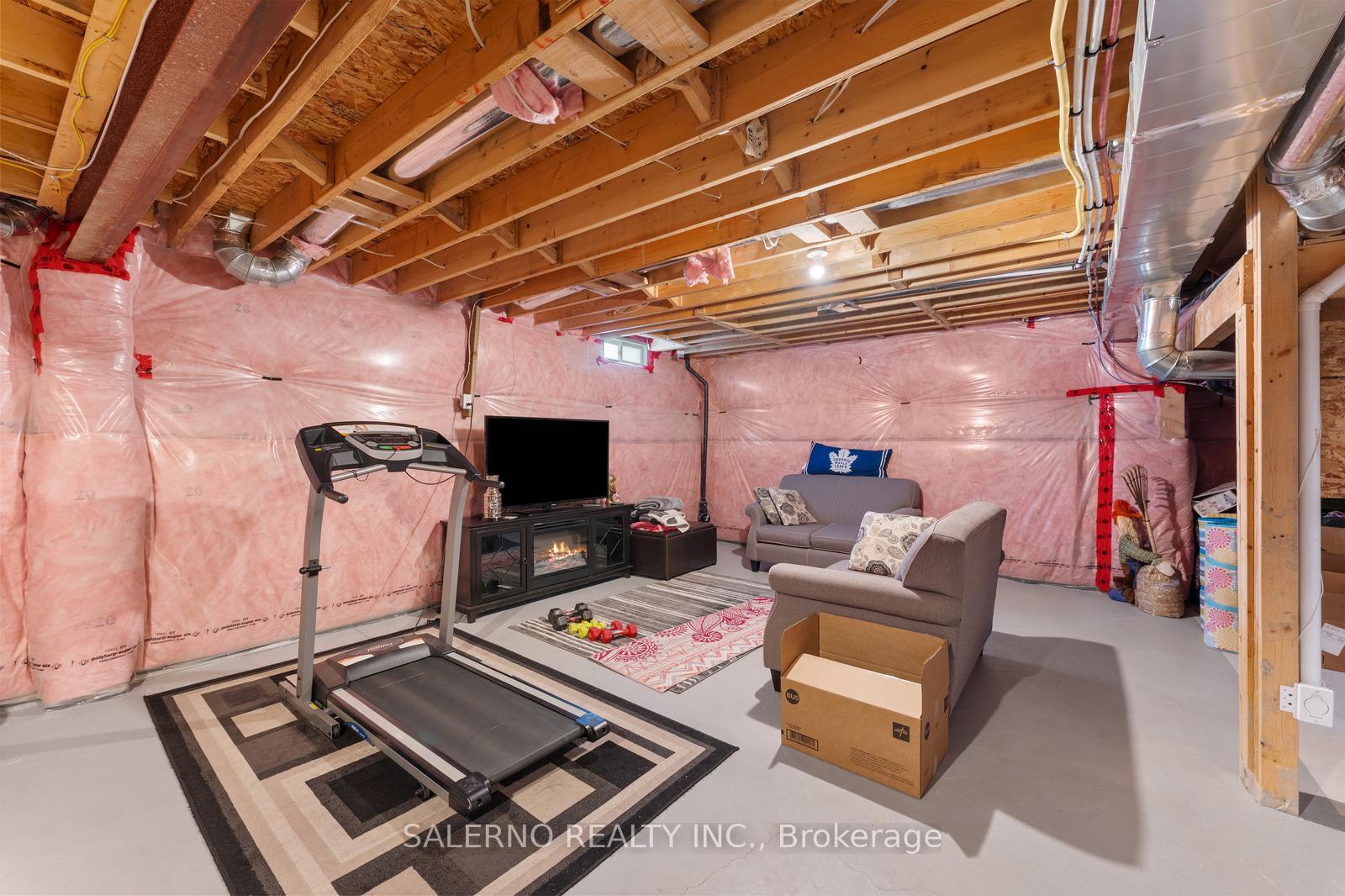 Photo 38 of 28 Watson Drive, New Tecumseth, Tottenham — HOMEH