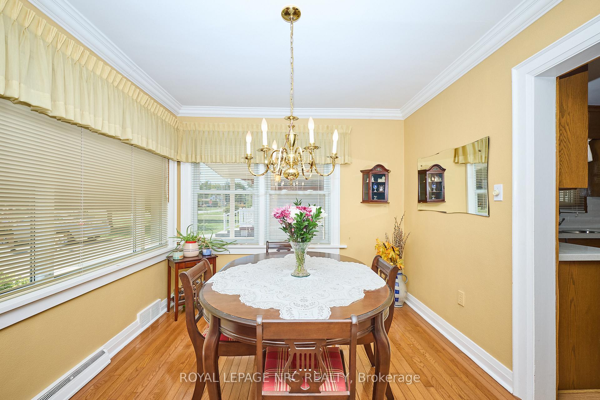 Photo 12 of 4013 Welland Street, Niagara Falls, Chippawa — HOMEH