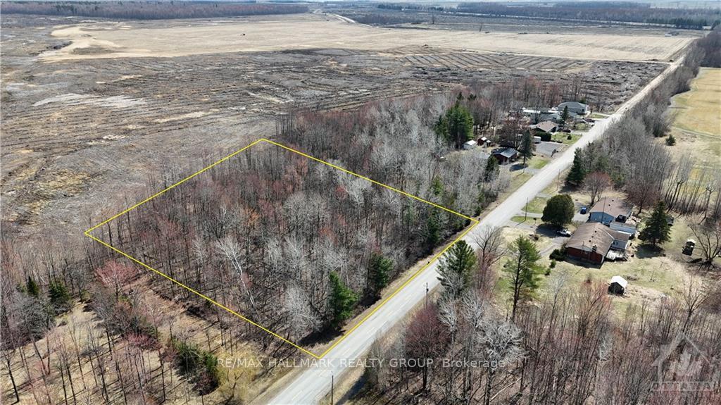 Photo 4 of Unit A, 00 Carlsbad Lane, Ottawa, Vars & Area — HOMEH