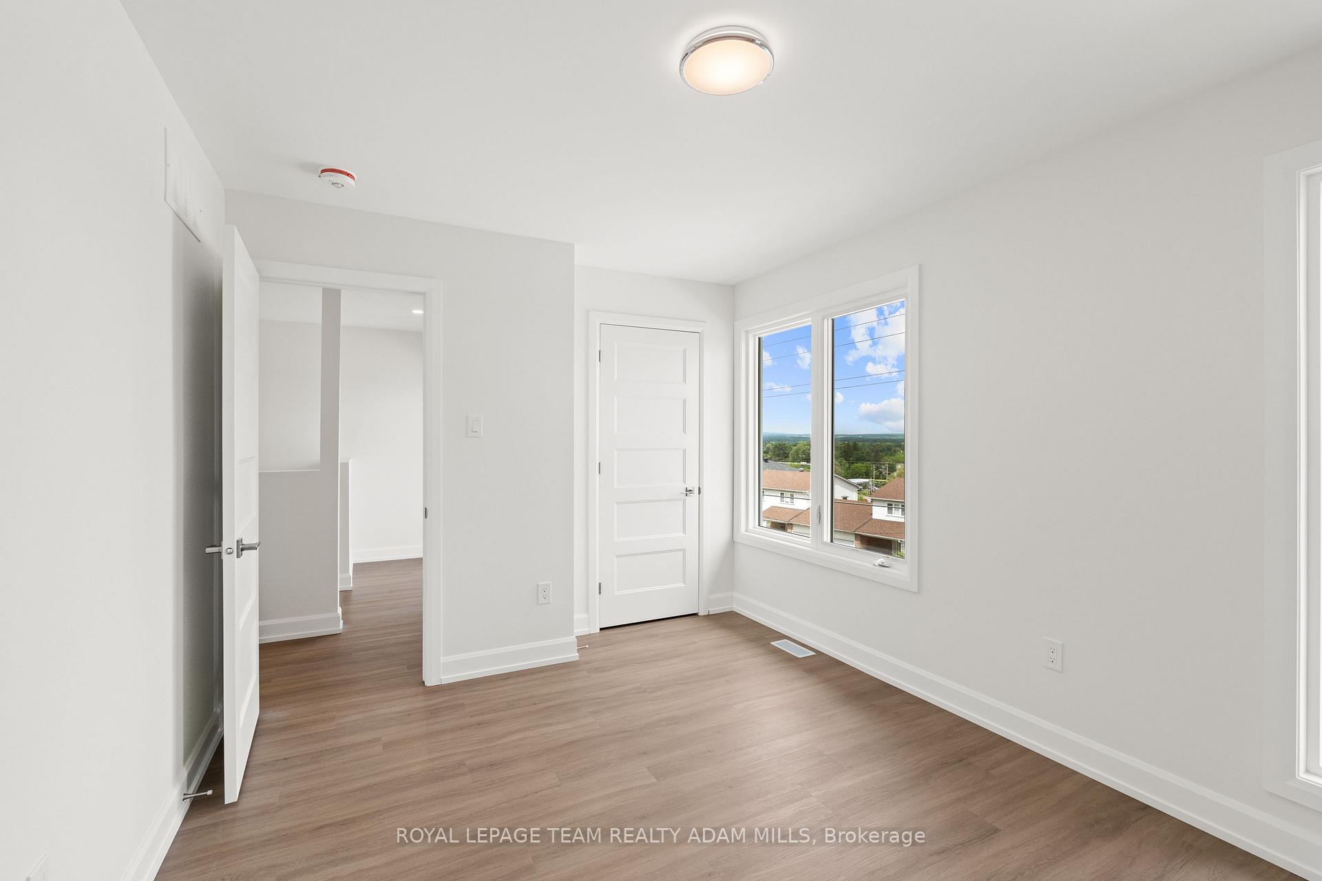Photo 28 of 6954 Notre Dame Street, Ottawa, Chateauneuf — HOMEH