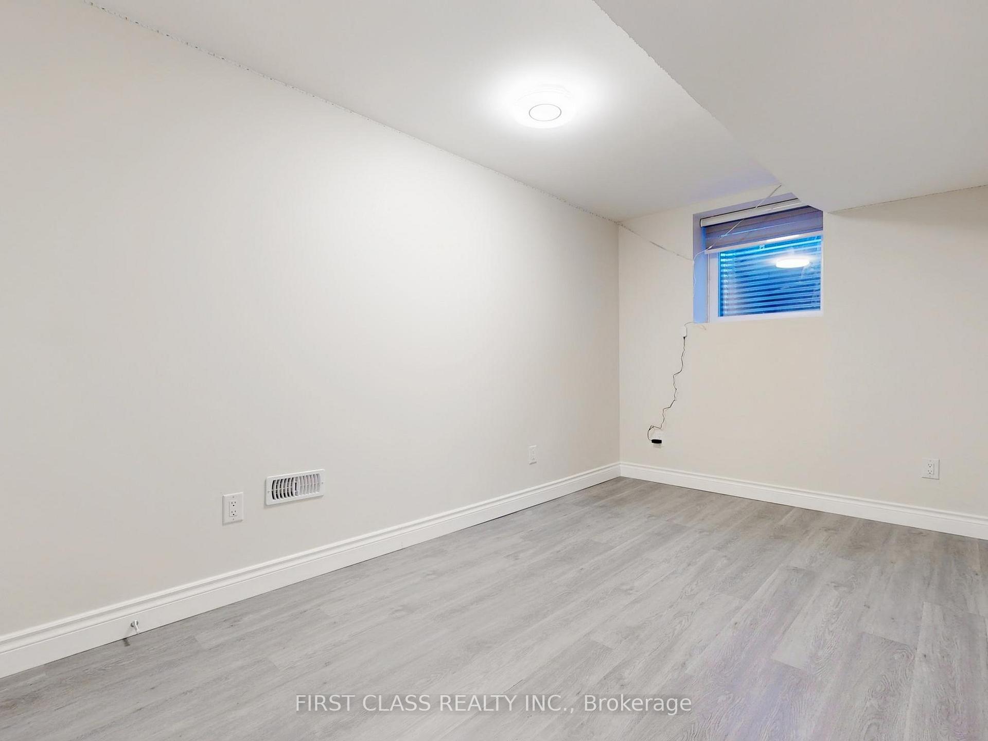Photo 16 of 97 Titan Trail, Markham, Cedarwood — HOMEH