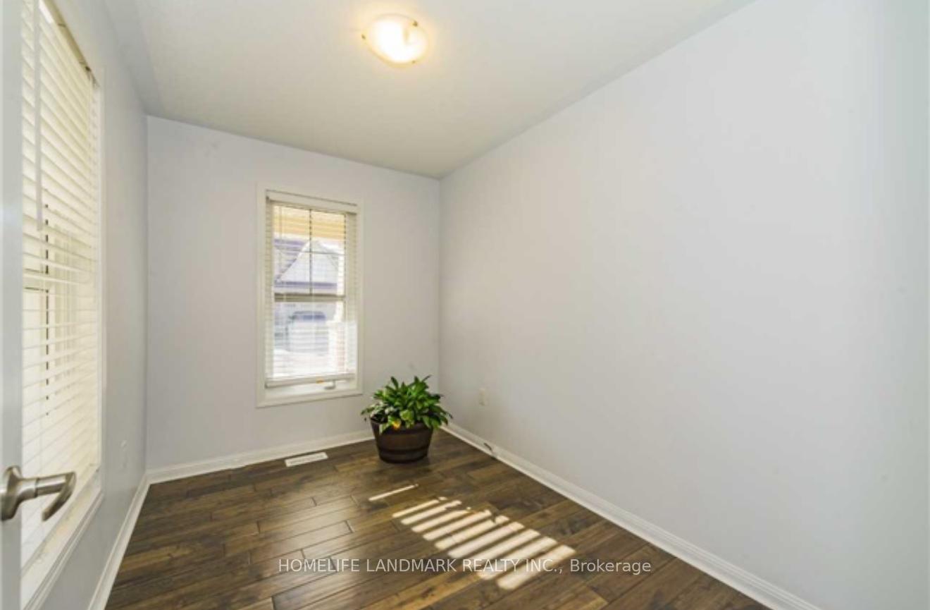 Photo 13 of 465 Carbert Crescent, Milton, Willmott — HOMEH