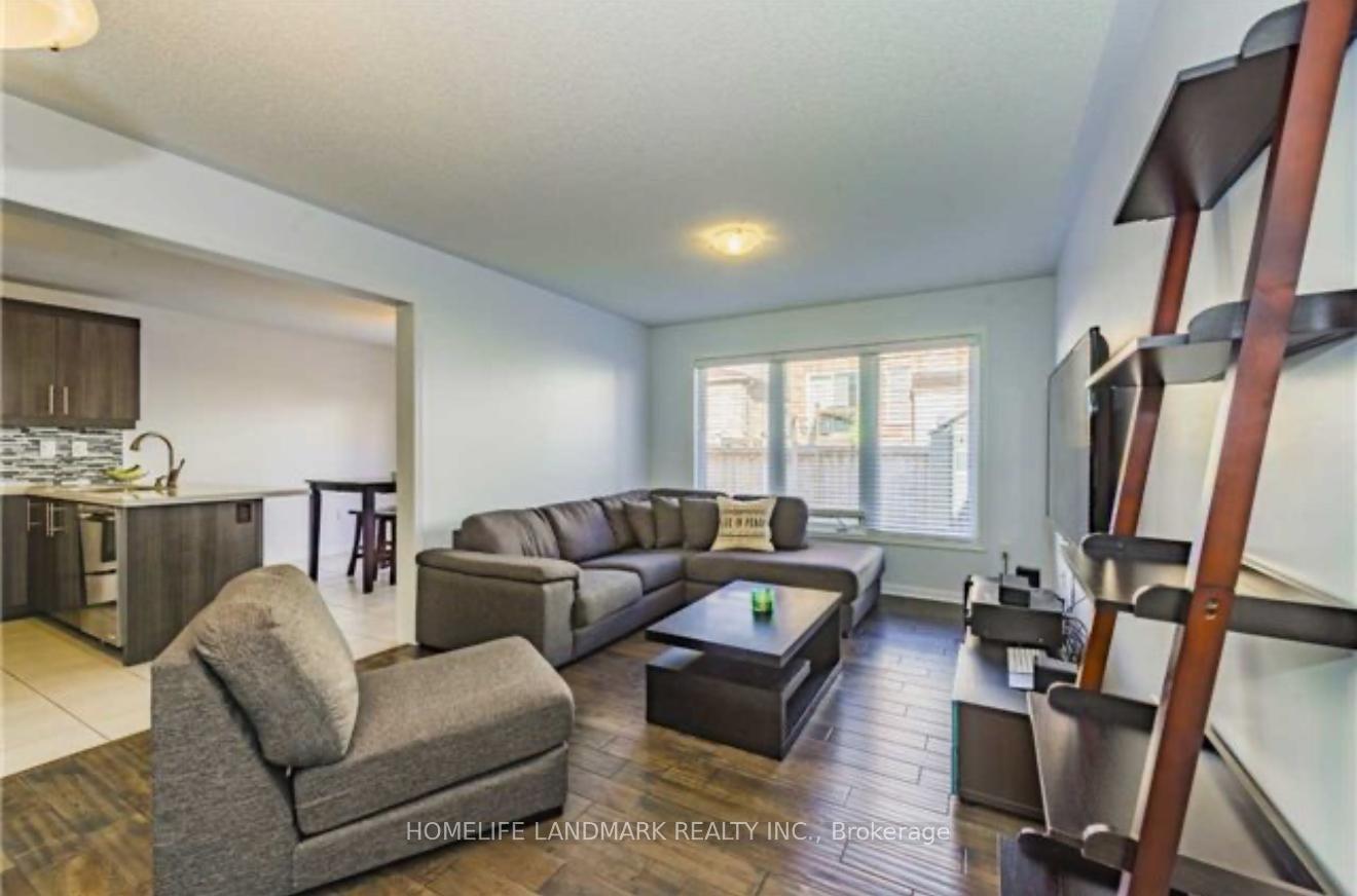 Photo 4 of 465 Carbert Crescent, Milton, Willmott — HOMEH