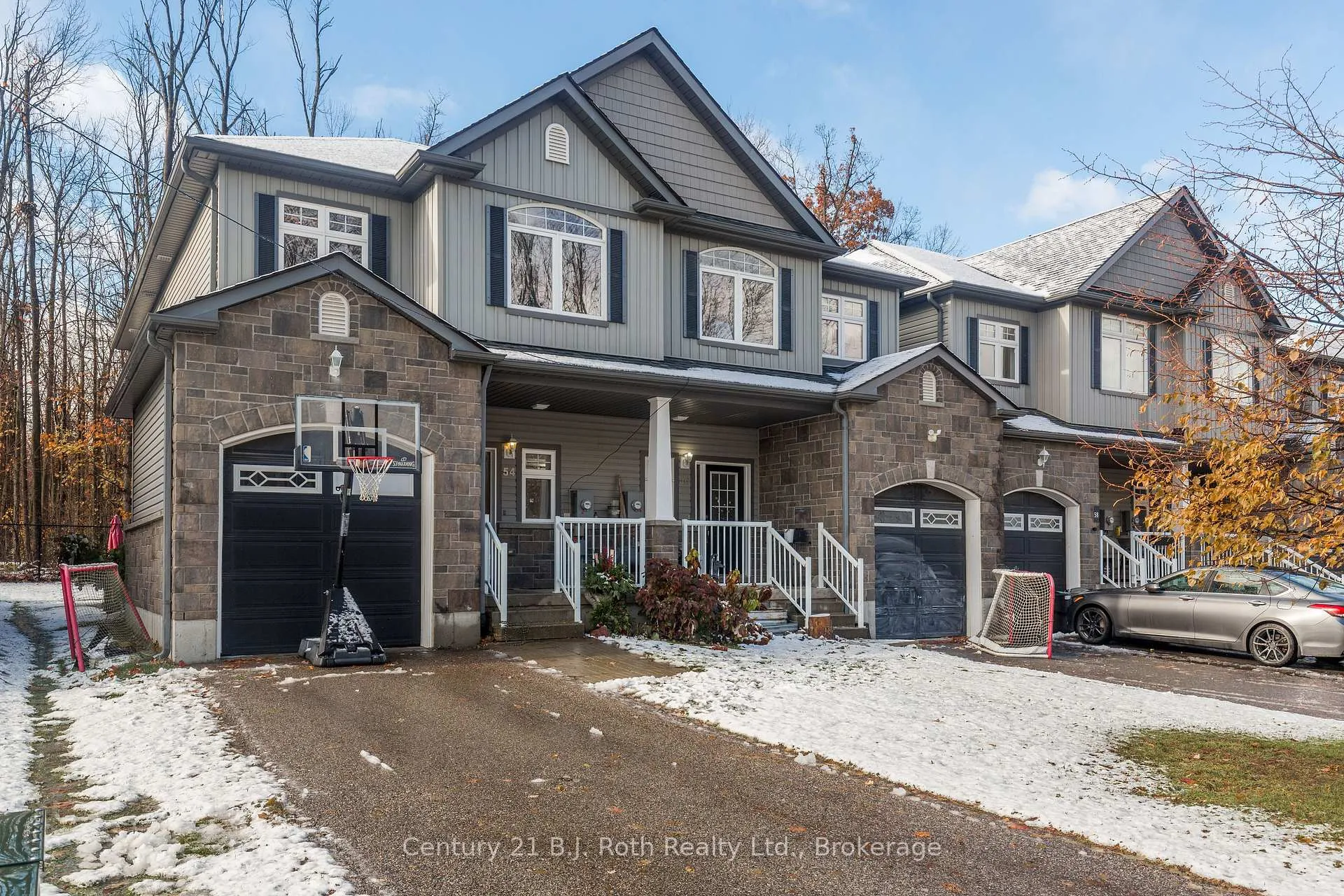 Photo 4 of 54 Isabella Drive, Orillia — HOMEH