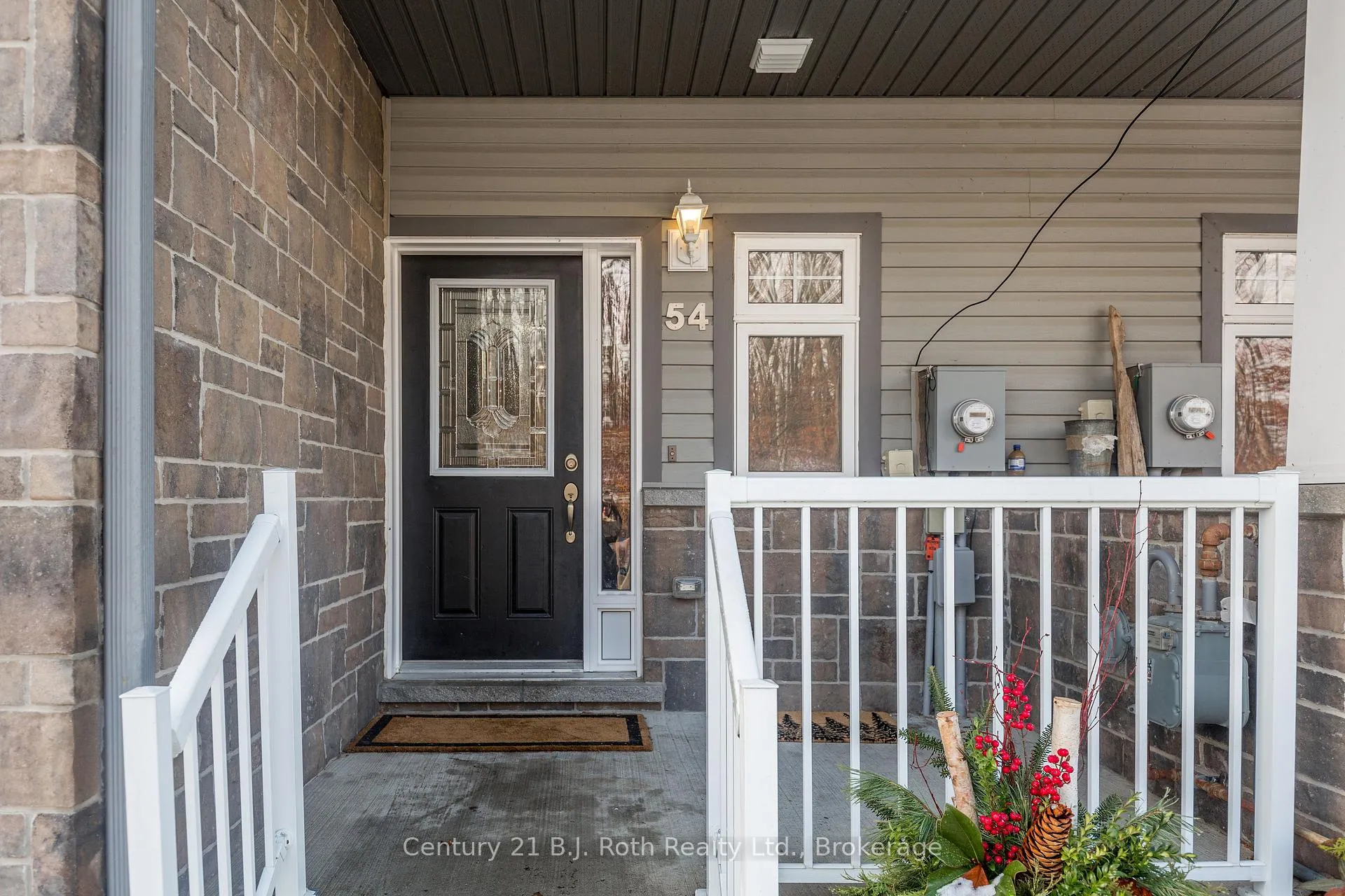 Photo 5 of 54 Isabella Drive, Orillia — HOMEH