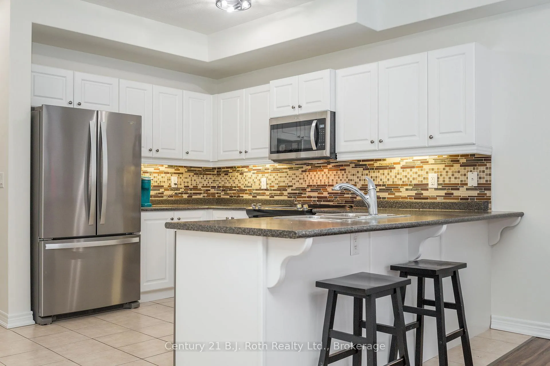 Photo 8 of 54 Isabella Drive, Orillia — HOMEH