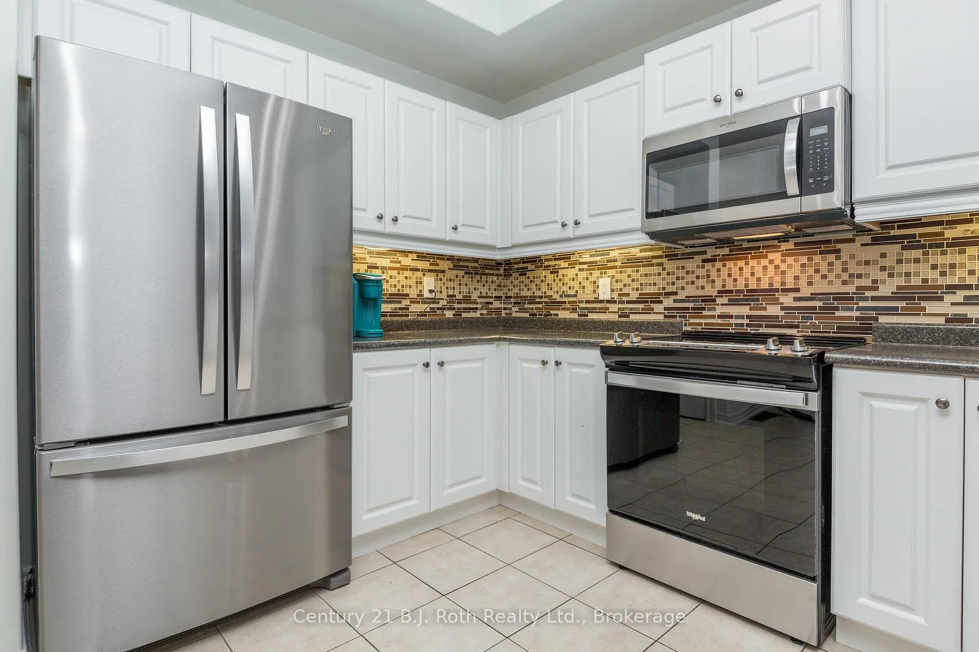 Photo 10 of 54 Isabella Drive, Orillia — HOMEH