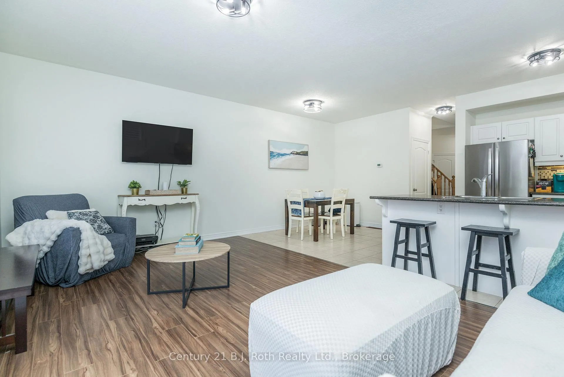 Photo 15 of 54 Isabella Drive, Orillia — HOMEH