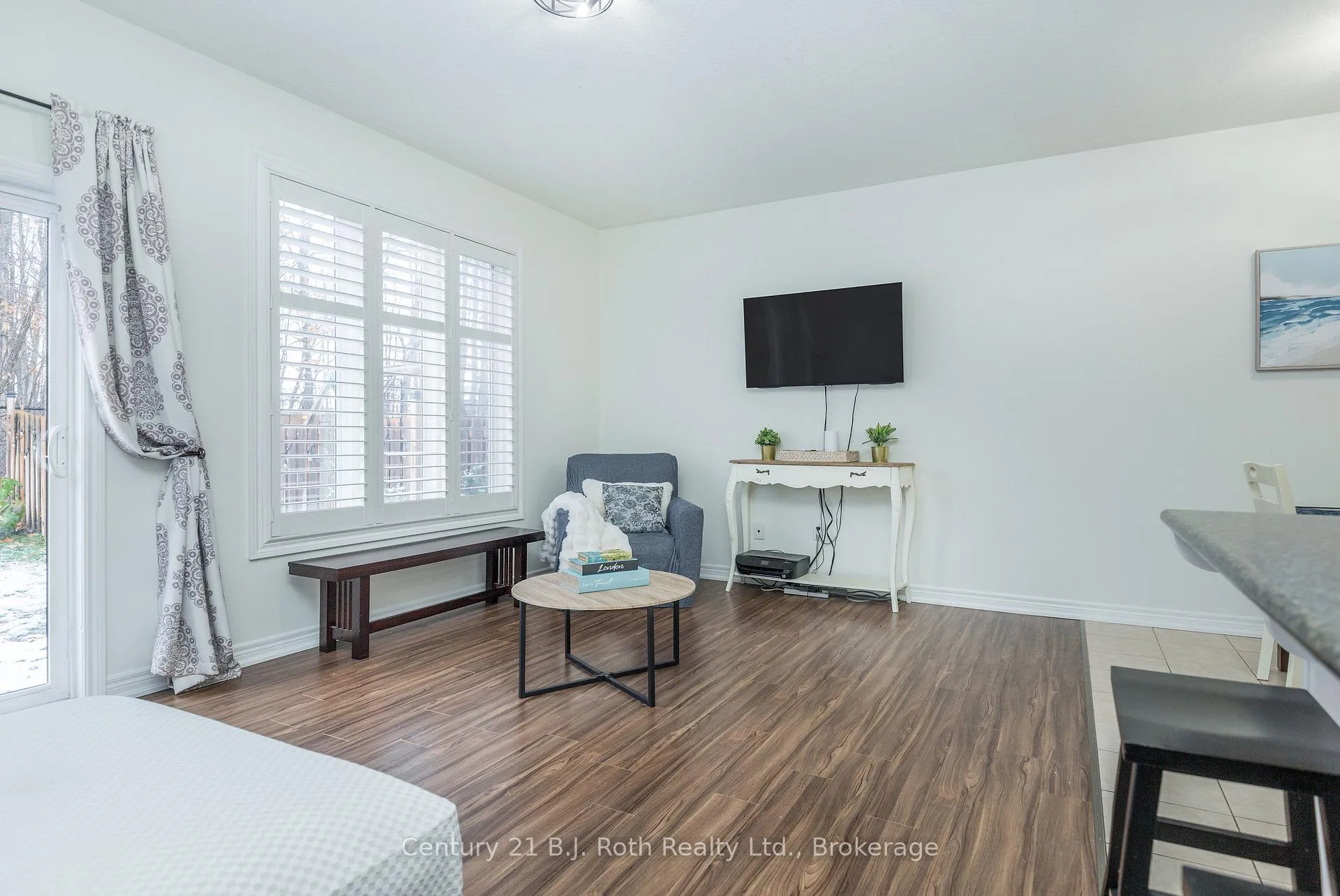 Photo 16 of 54 Isabella Drive, Orillia — HOMEH