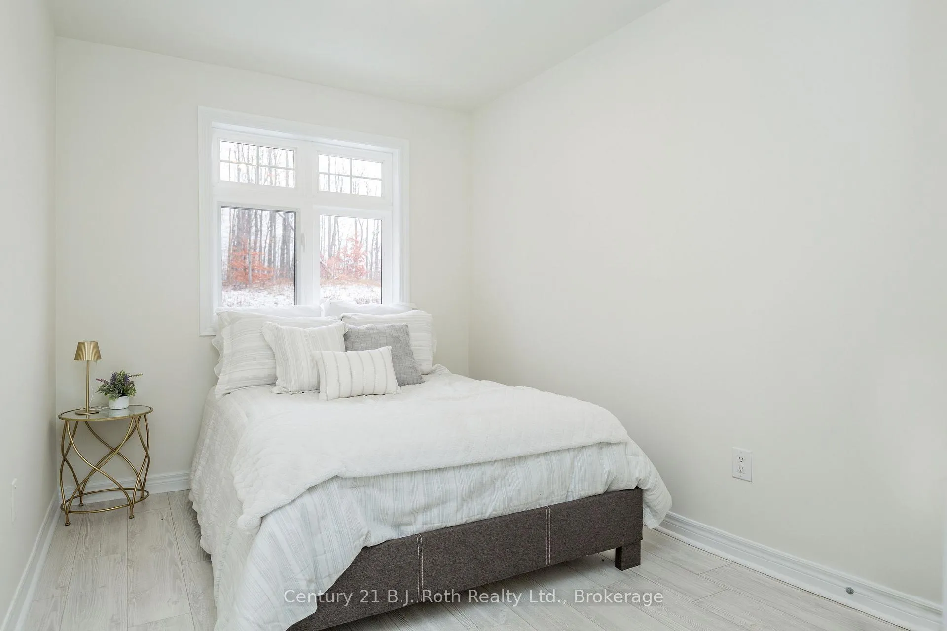 Photo 28 of 54 Isabella Drive, Orillia — HOMEH