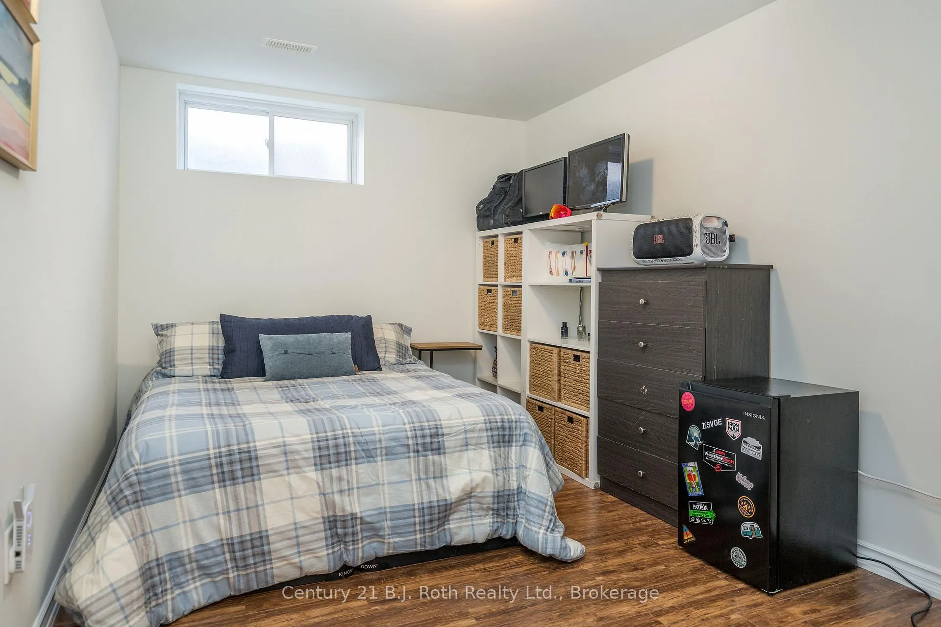 Photo 32 of 54 Isabella Drive, Orillia — HOMEH