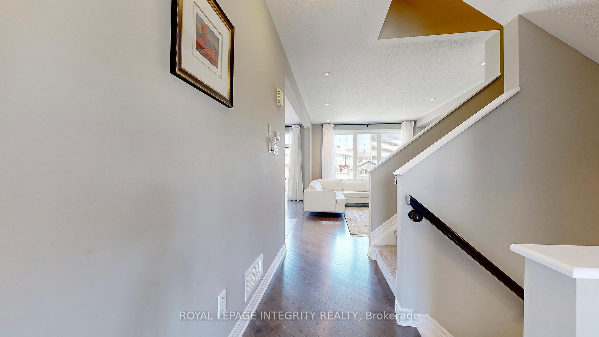 Photo 6 of 108 Pin Cherry Grove, Ottawa, Mer Bleue/Bradley Estates/Anderson Park — HOMEH