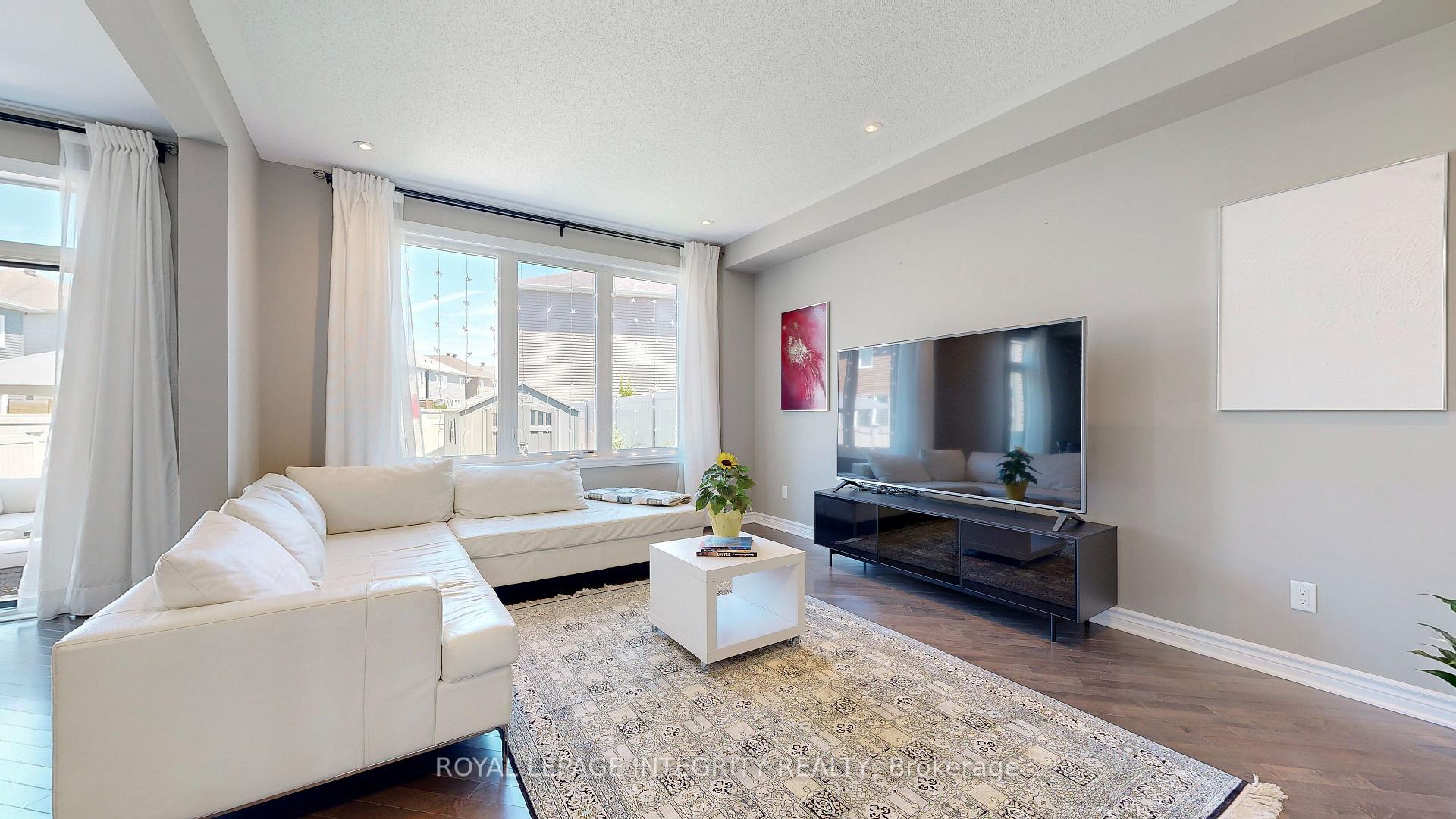 Photo 8 of 108 Pin Cherry Grove, Ottawa, Mer Bleue/Bradley Estates/Anderson Park — HOMEH