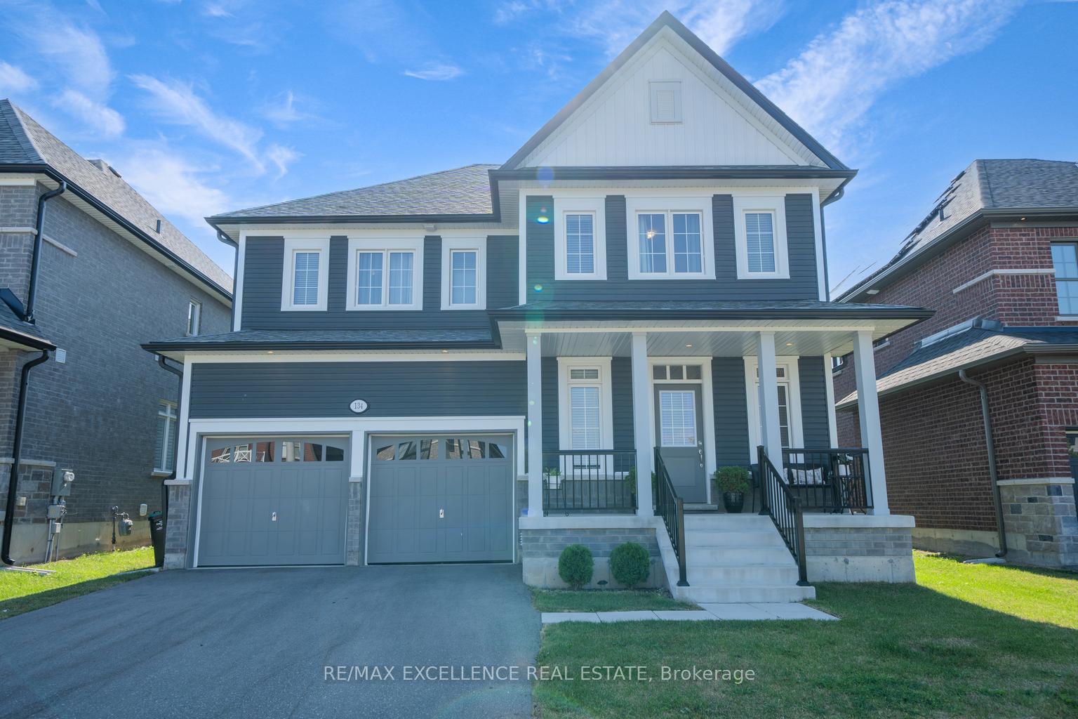 Photo 4 of 134 Strachan Trail, New Tecumseth, Beeton — HOMEH