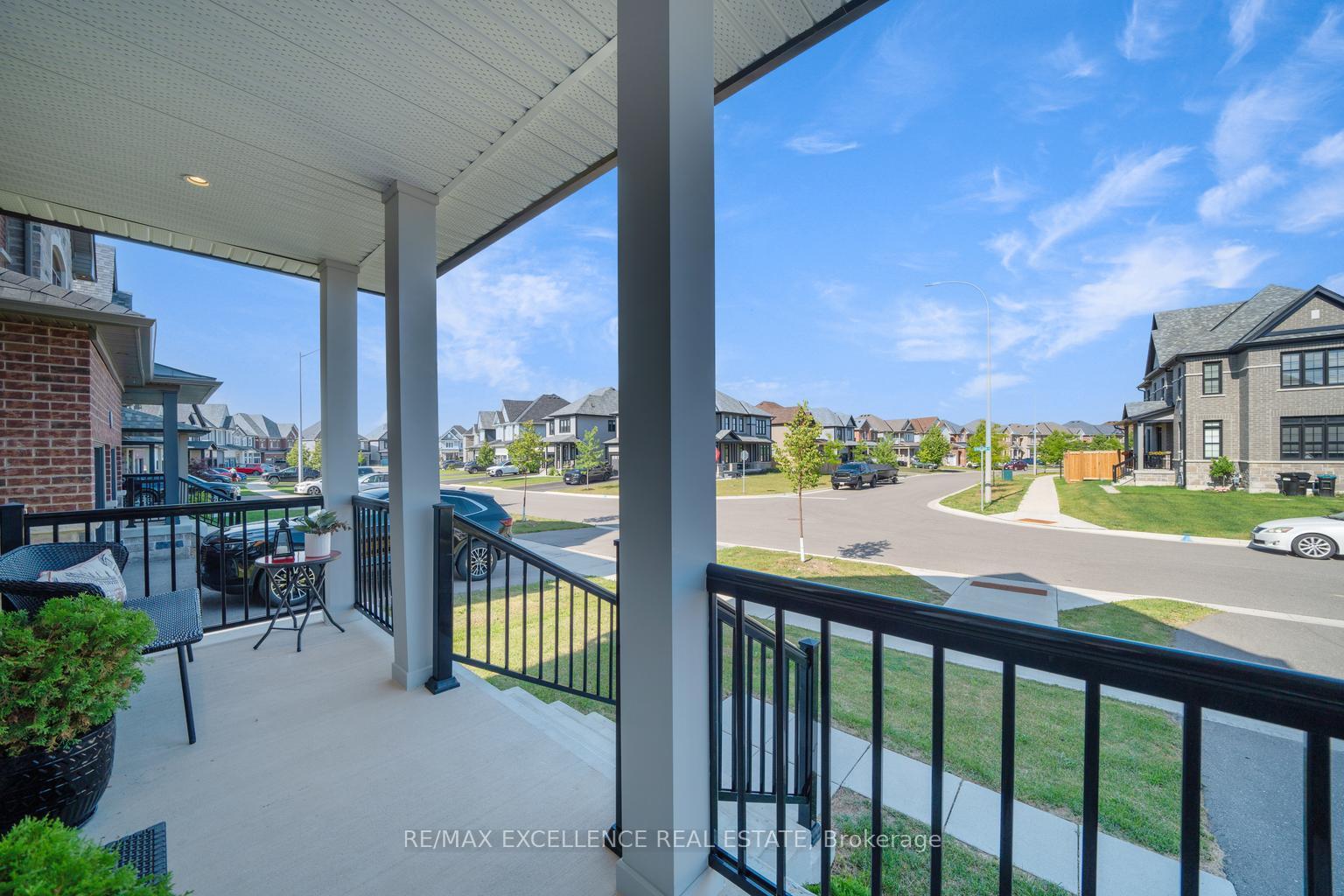Photo 6 of 134 Strachan Trail, New Tecumseth, Beeton — HOMEH