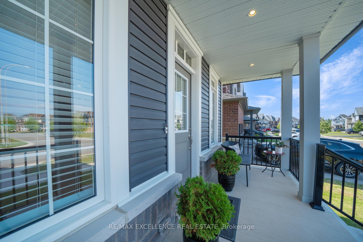 Photo 7 of 134 Strachan Trail, New Tecumseth, Beeton — HOMEH
