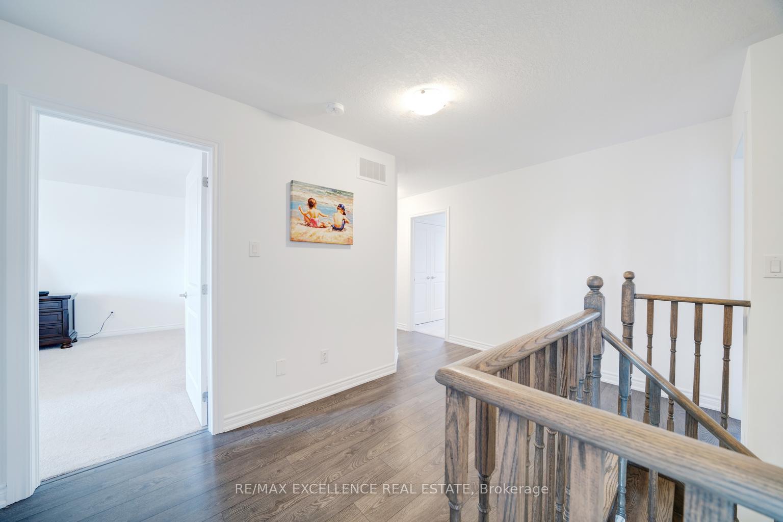 Photo 29 of 134 Strachan Trail, New Tecumseth, Beeton — HOMEH