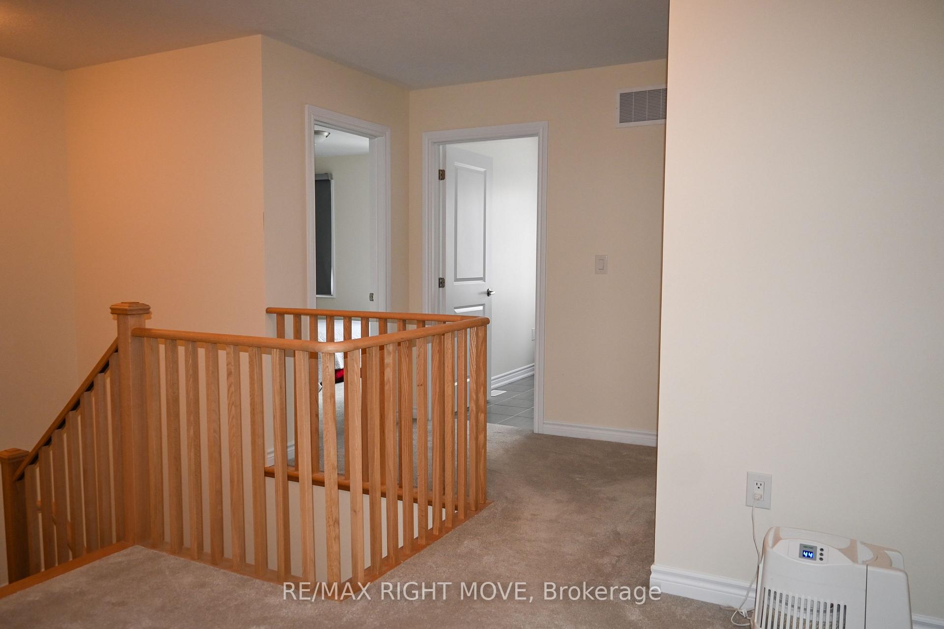 Photo 17 of 73 Atlantis Drive, Orillia — HOMEH