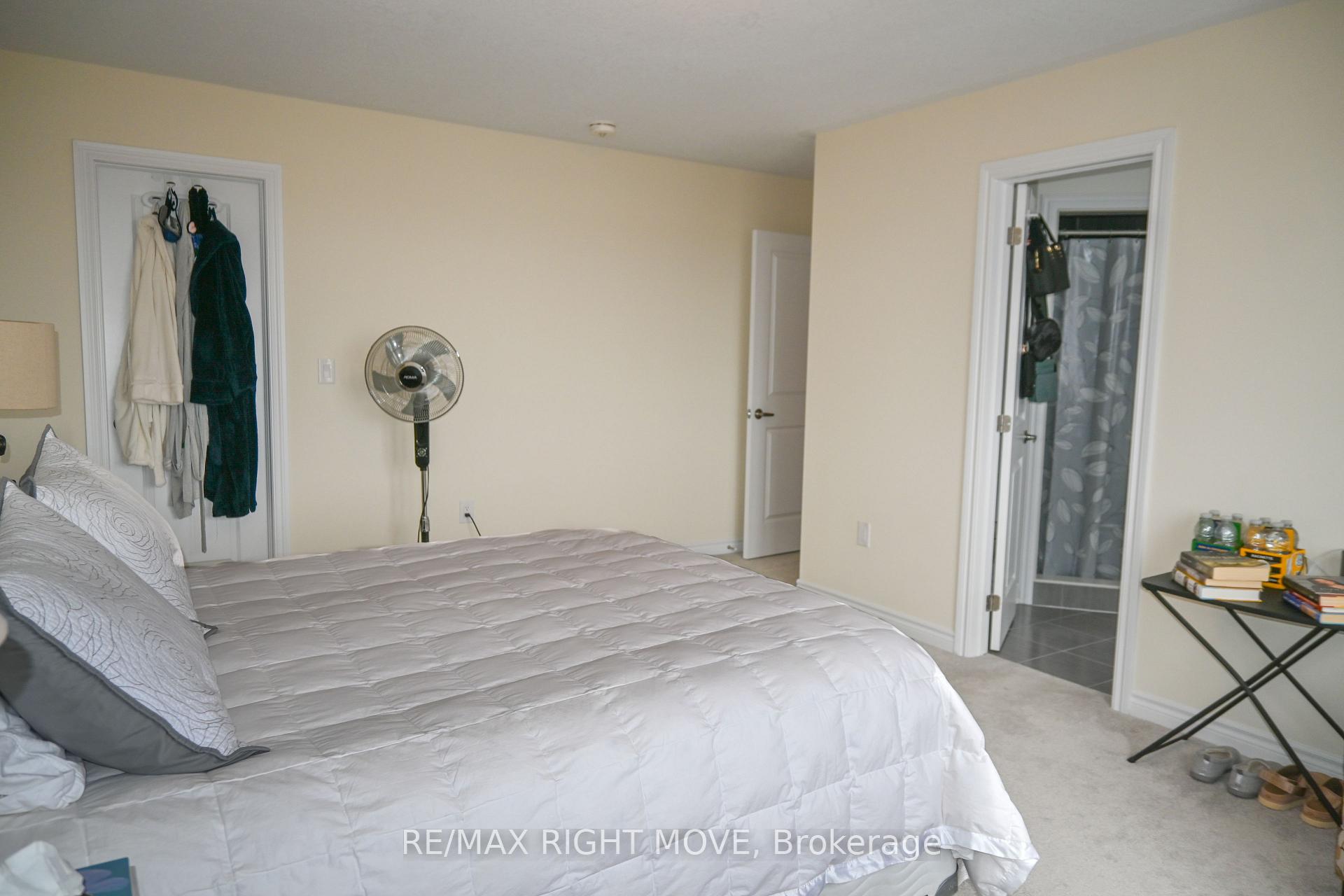 Photo 19 of 73 Atlantis Drive, Orillia — HOMEH