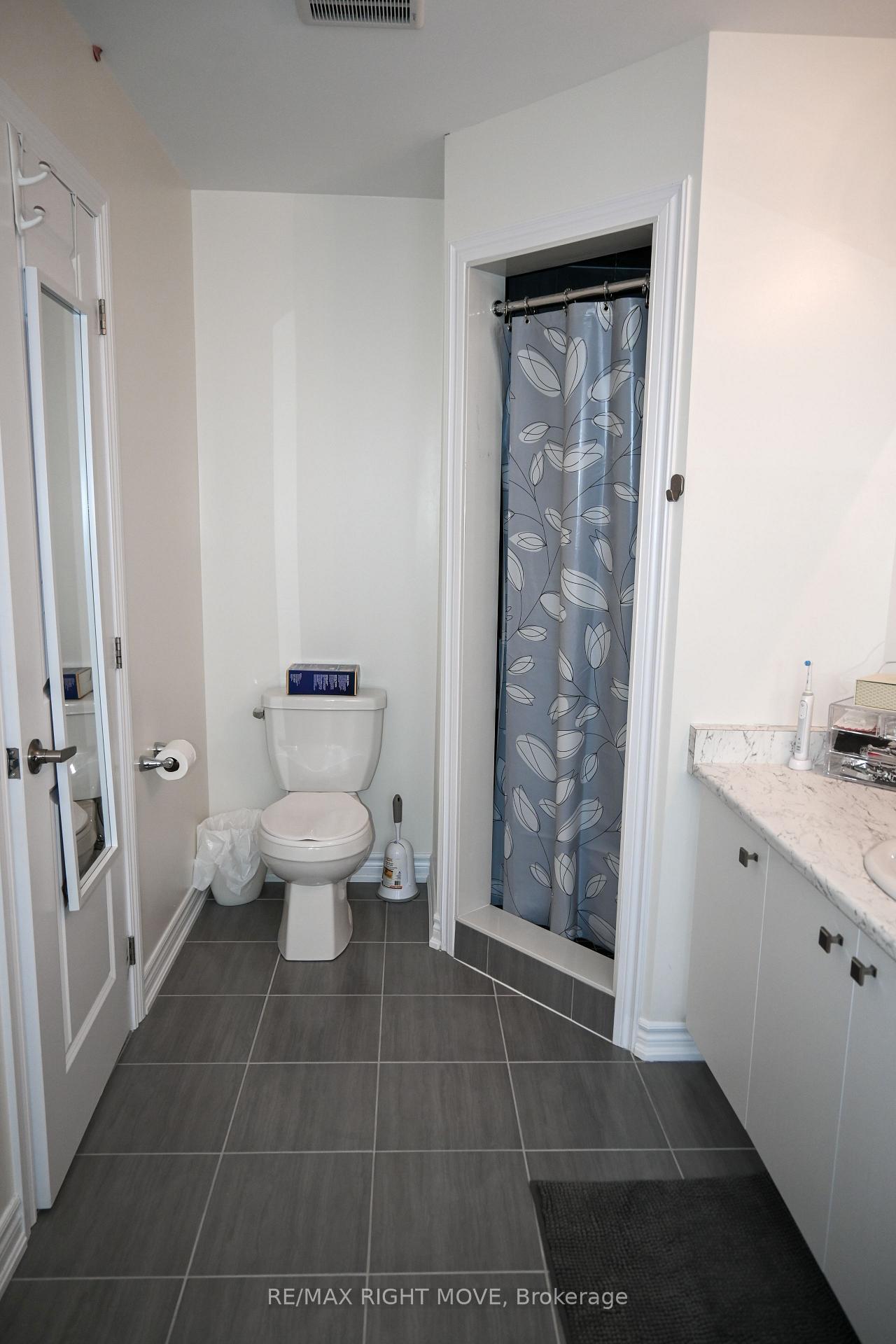 Photo 20 of 73 Atlantis Drive, Orillia — HOMEH