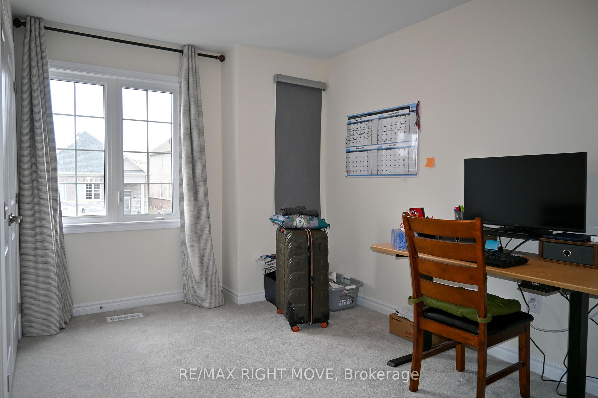 Photo 24 of 73 Atlantis Drive, Orillia — HOMEH