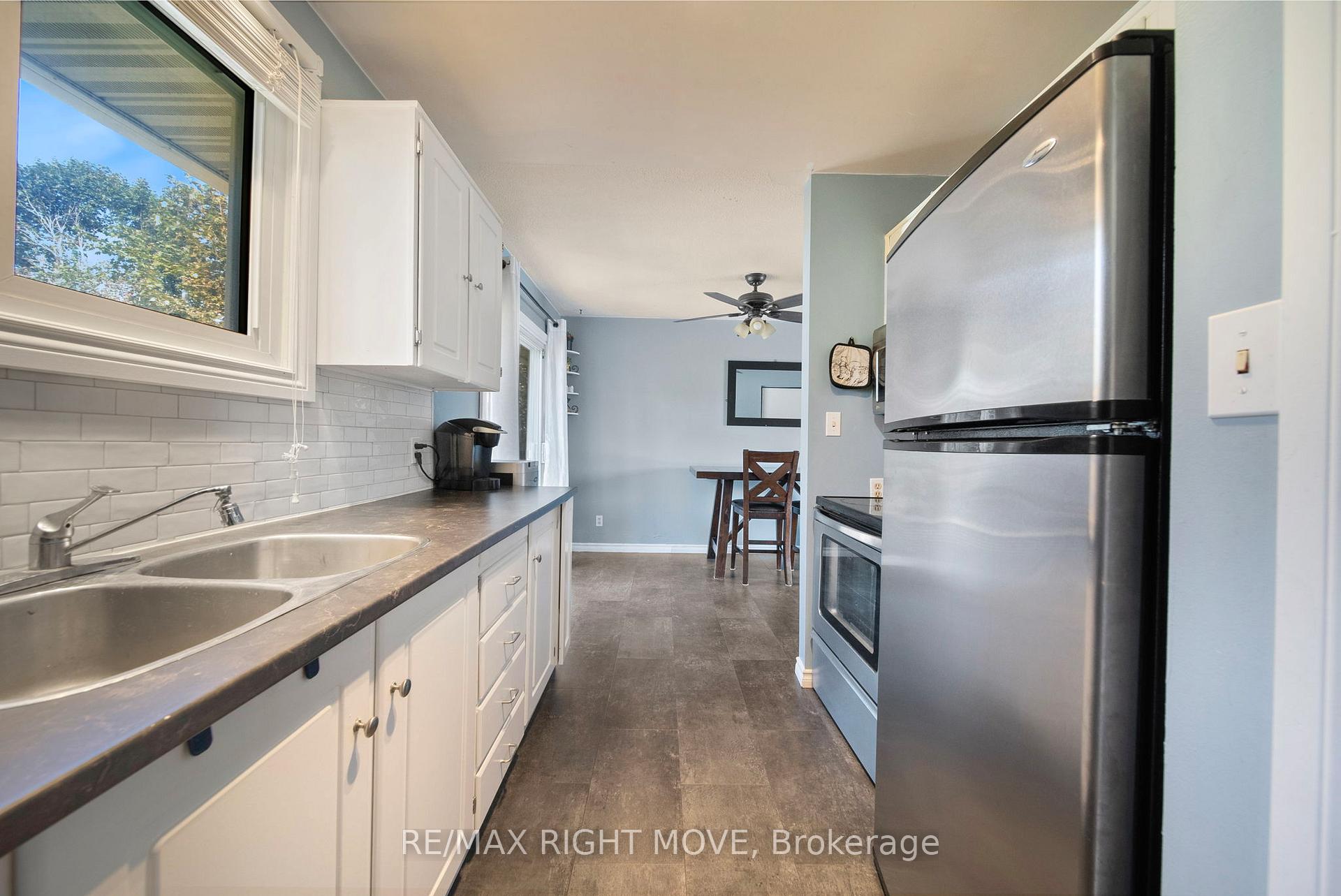 Photo 13 of 3 Westmount Drive N, Orillia — HOMEH