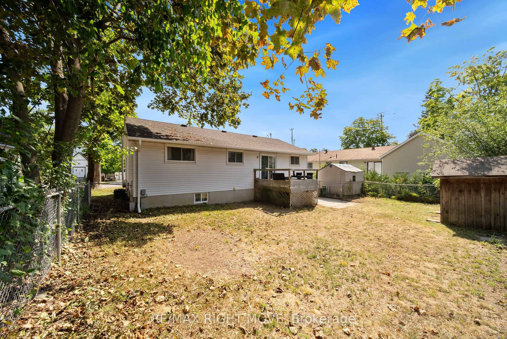 Photo 20 of 3 Westmount Drive N, Orillia — HOMEH