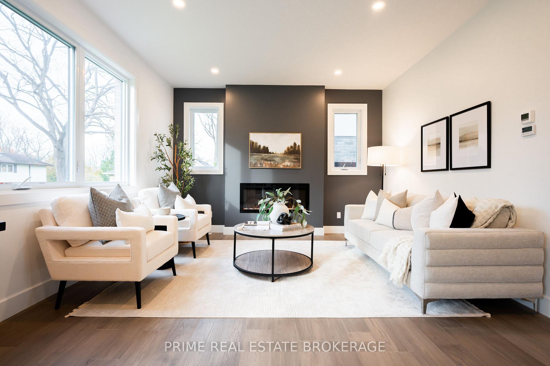 Photo 14 of 207 Eagle Street, North Middlesex, Parkhill — HOMEH