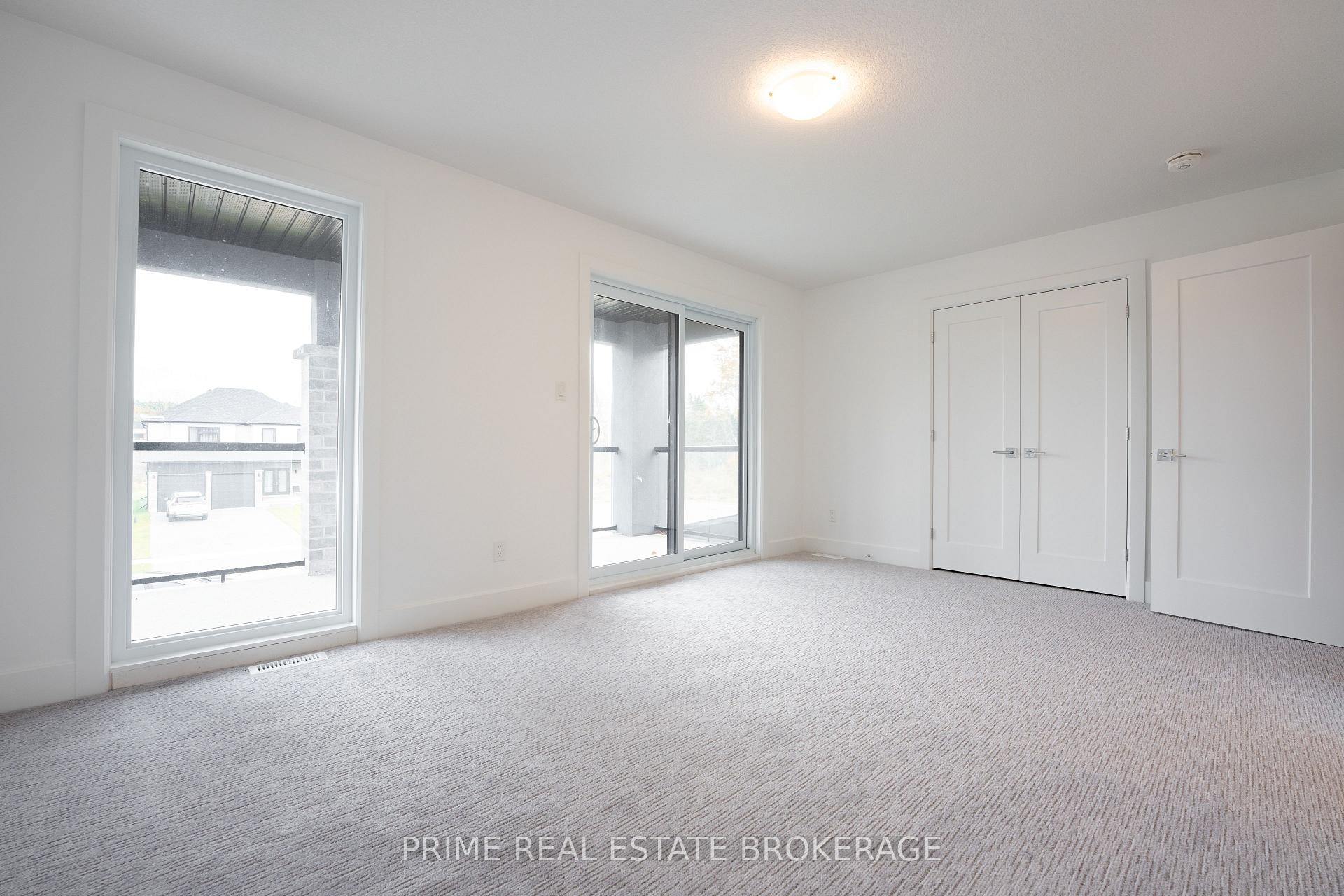 Photo 30 of 207 Eagle Street, North Middlesex, Parkhill — HOMEH