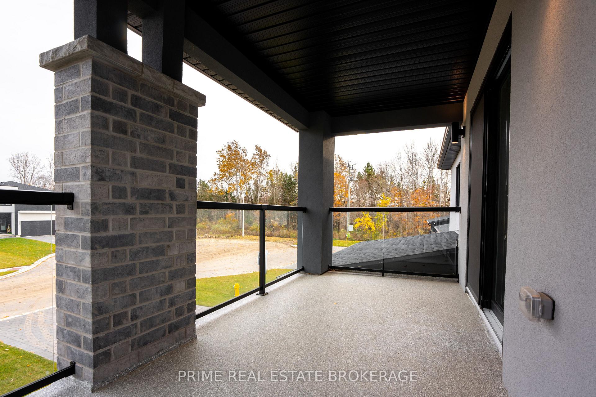 Photo 32 of 207 Eagle Street, North Middlesex, Parkhill — HOMEH
