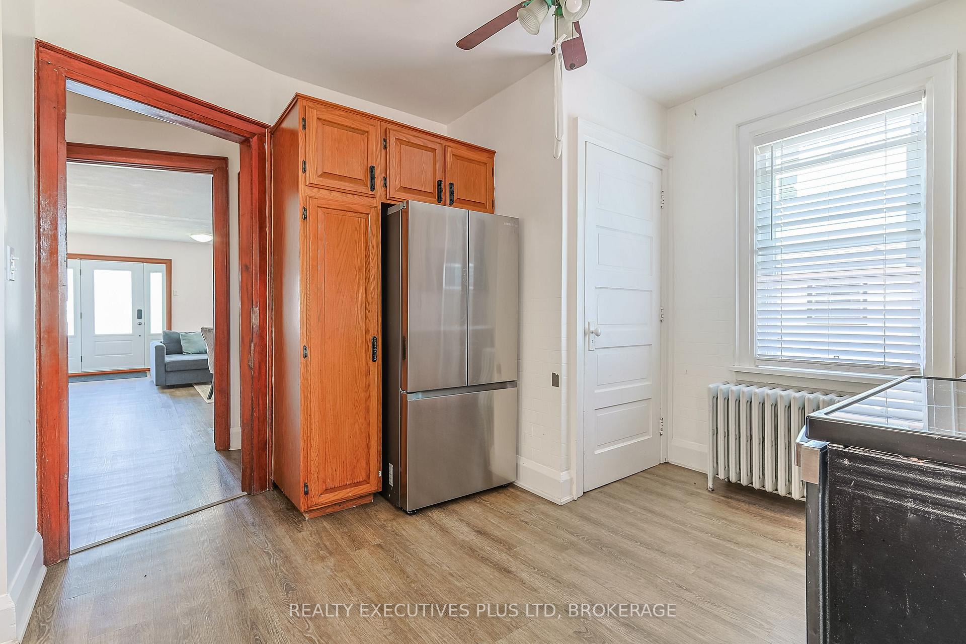Photo 15 of 5352 Stamford Street, Niagara Falls, Cherrywood — HOMEH