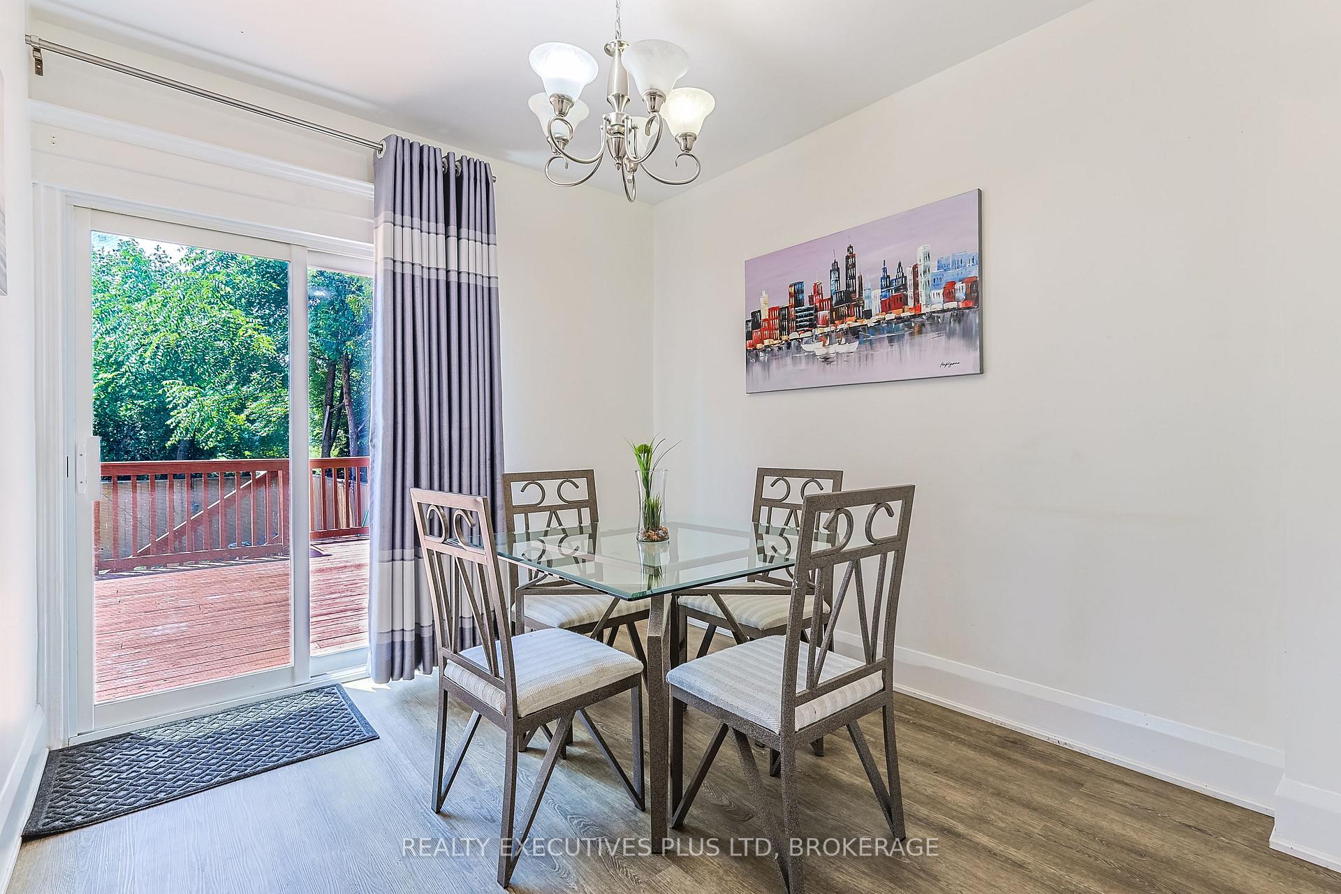 Photo 16 of 5352 Stamford Street, Niagara Falls, Cherrywood — HOMEH