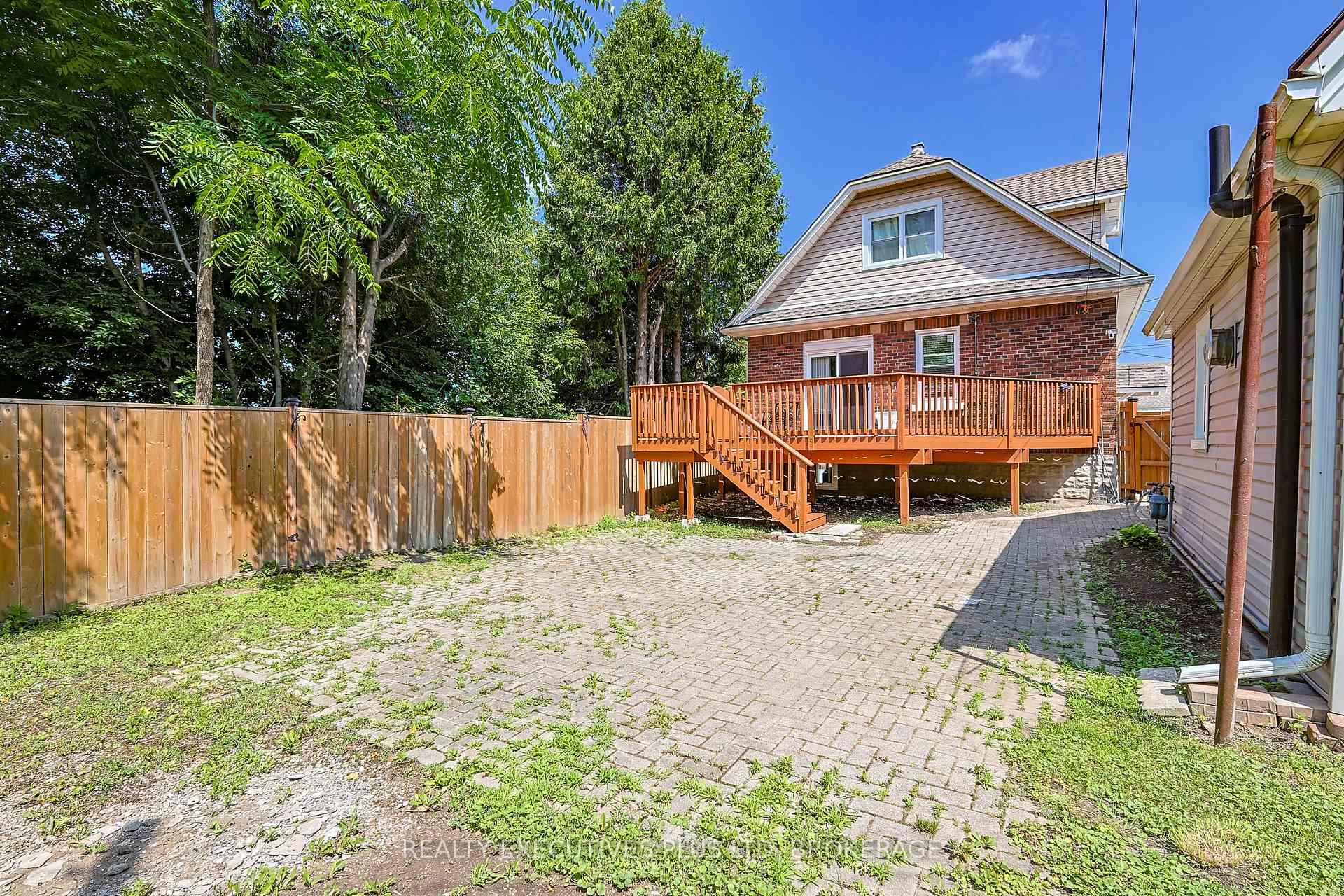 Photo 26 of 5352 Stamford Street, Niagara Falls, Cherrywood — HOMEH