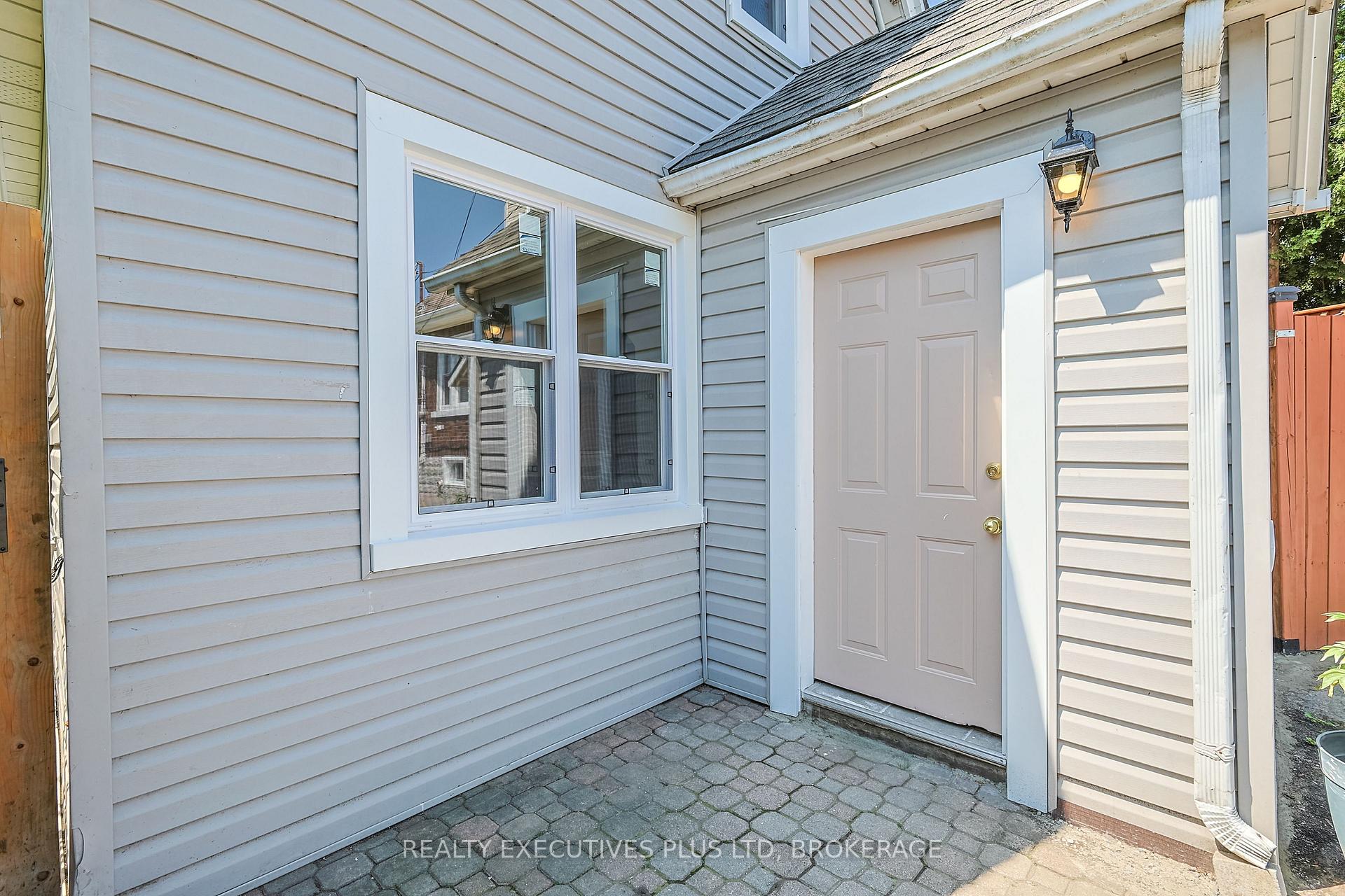 Photo 30 of 5352 Stamford Street, Niagara Falls, Cherrywood — HOMEH
