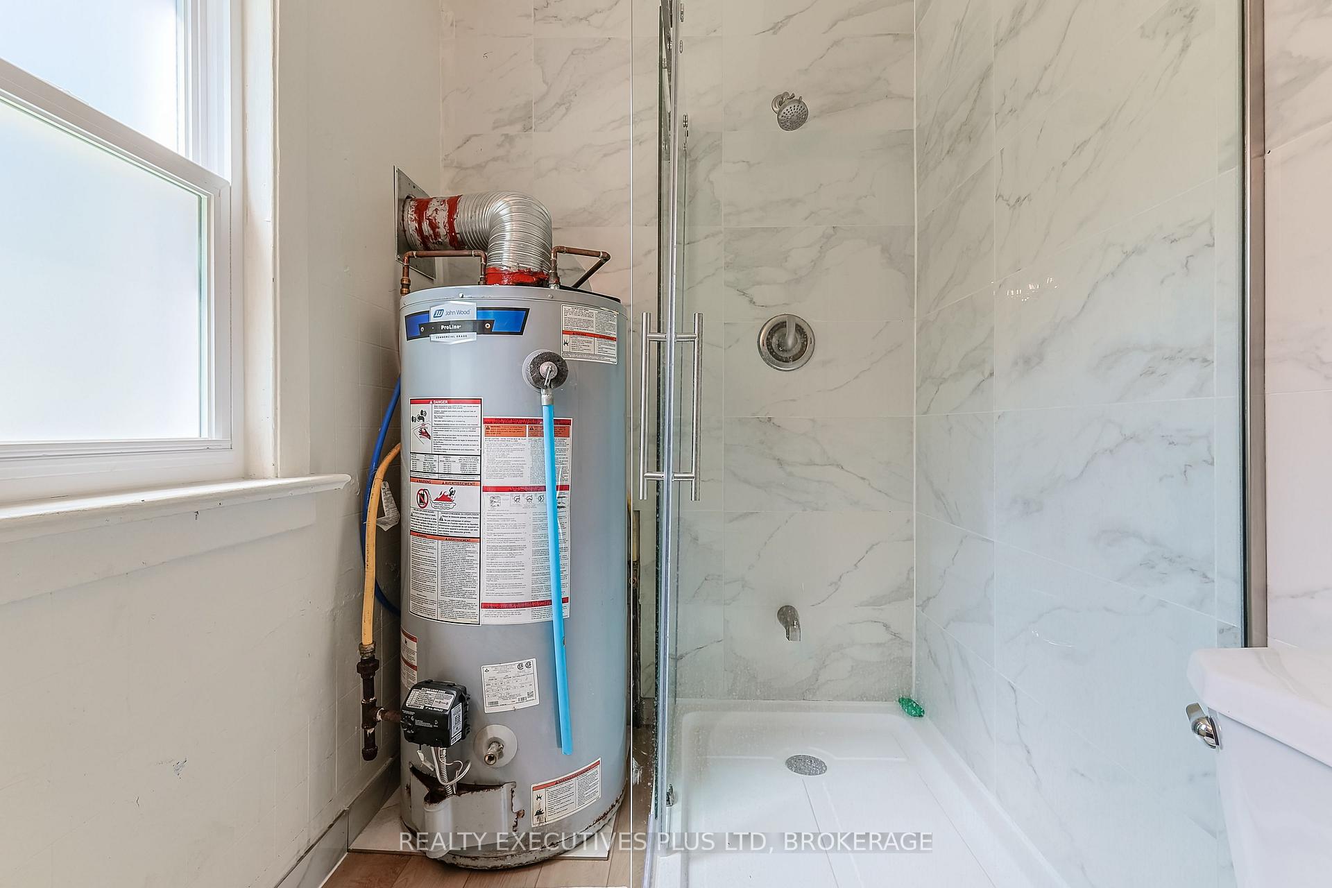 Photo 36 of 5352 Stamford Street, Niagara Falls, Cherrywood — HOMEH