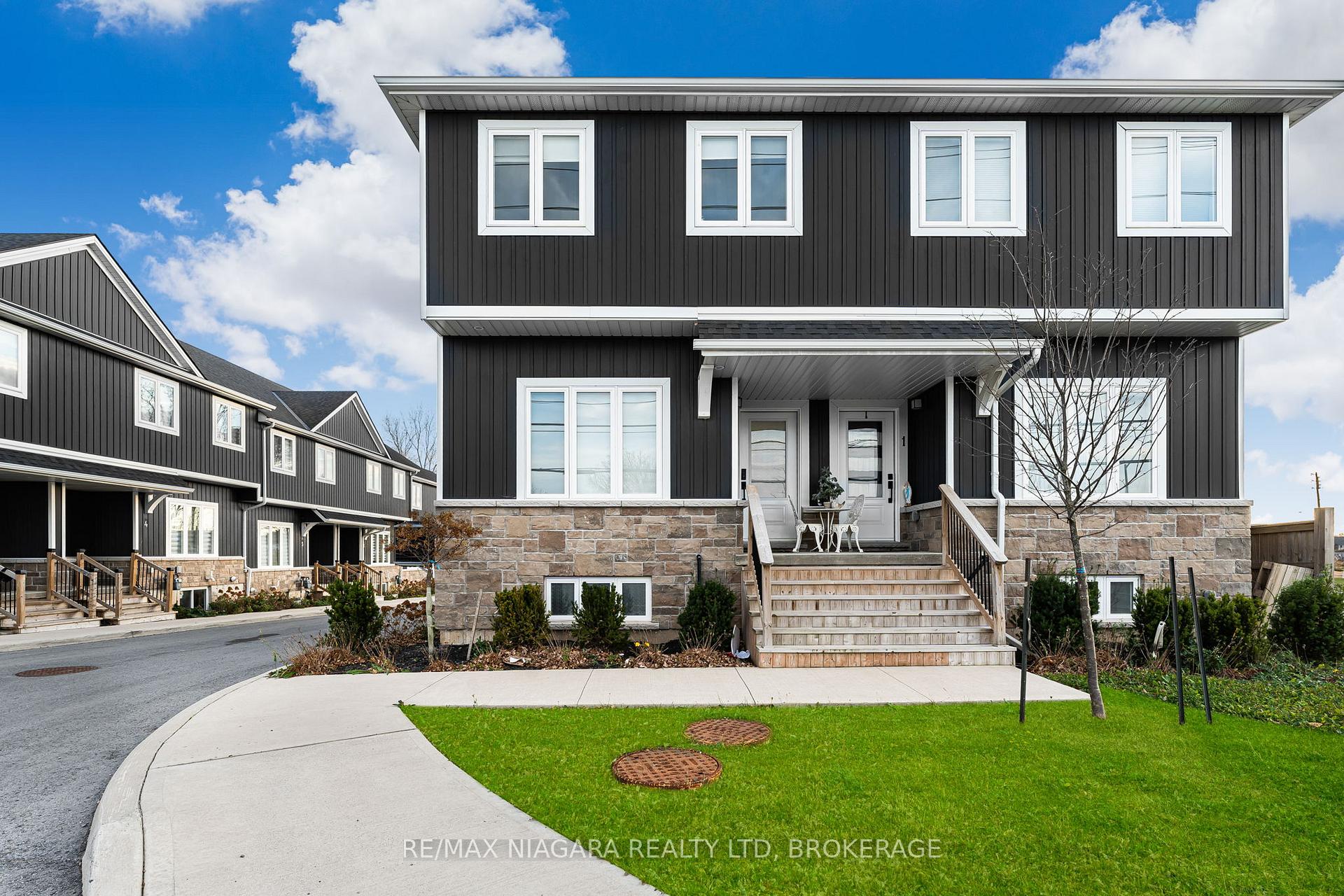 Photo 1 of Unit 2 UPPER, 8196 Mcleod Road, Niagara Falls, Brown — HOMEH
