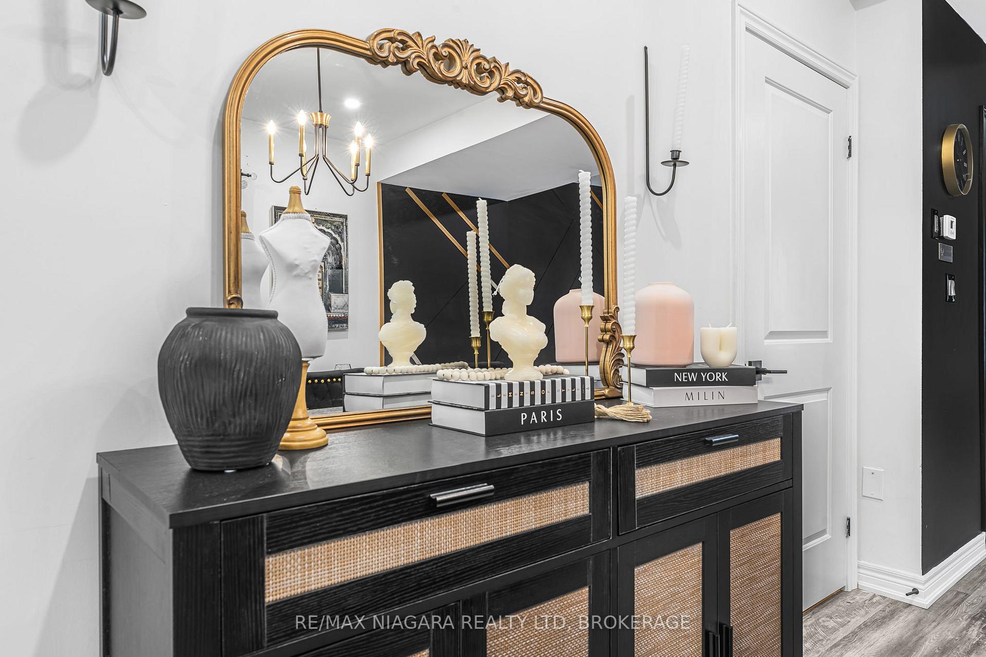 Photo 21 of Unit 2 UPPER, 8196 Mcleod Road, Niagara Falls, Brown — HOMEH