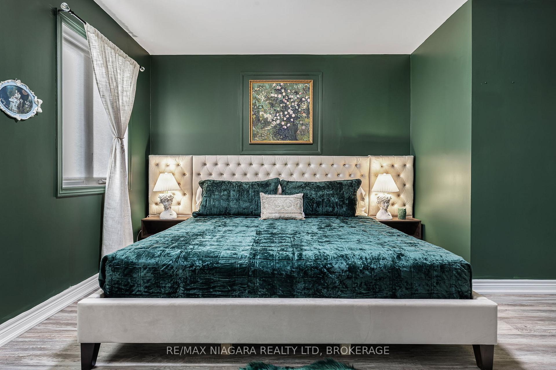 Photo 28 of Unit 2 UPPER, 8196 Mcleod Road, Niagara Falls, Brown — HOMEH