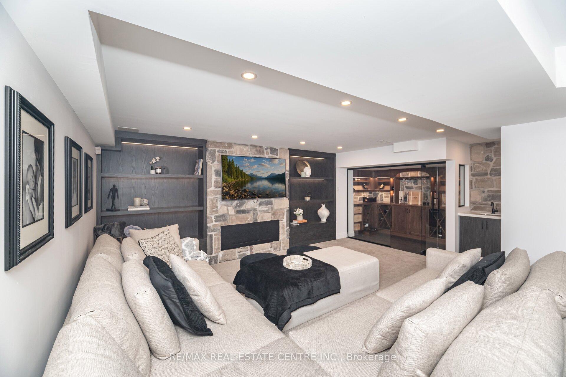 Photo 29 of 61 Drew Brown Boulevard, Orangeville — HOMEH