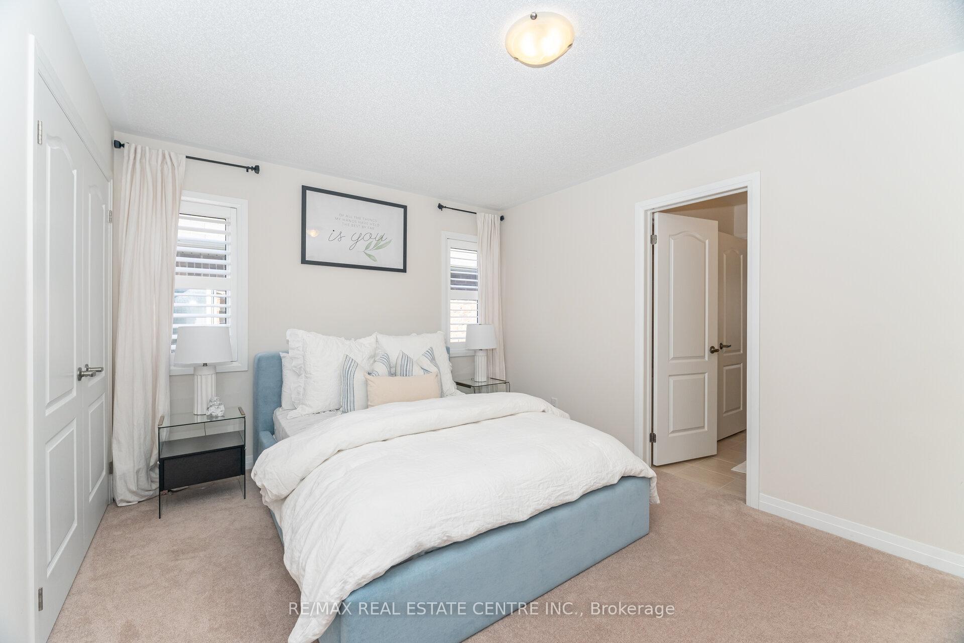 Photo 37 of 61 Drew Brown Boulevard, Orangeville — HOMEH