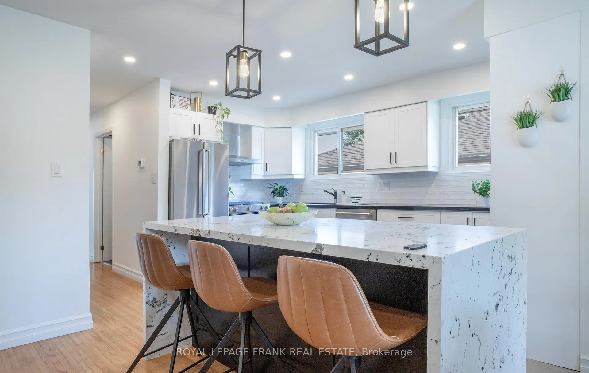 Photo 14 of 793 Central Park Boulevard N, Oshawa, Centennial — HOMEH